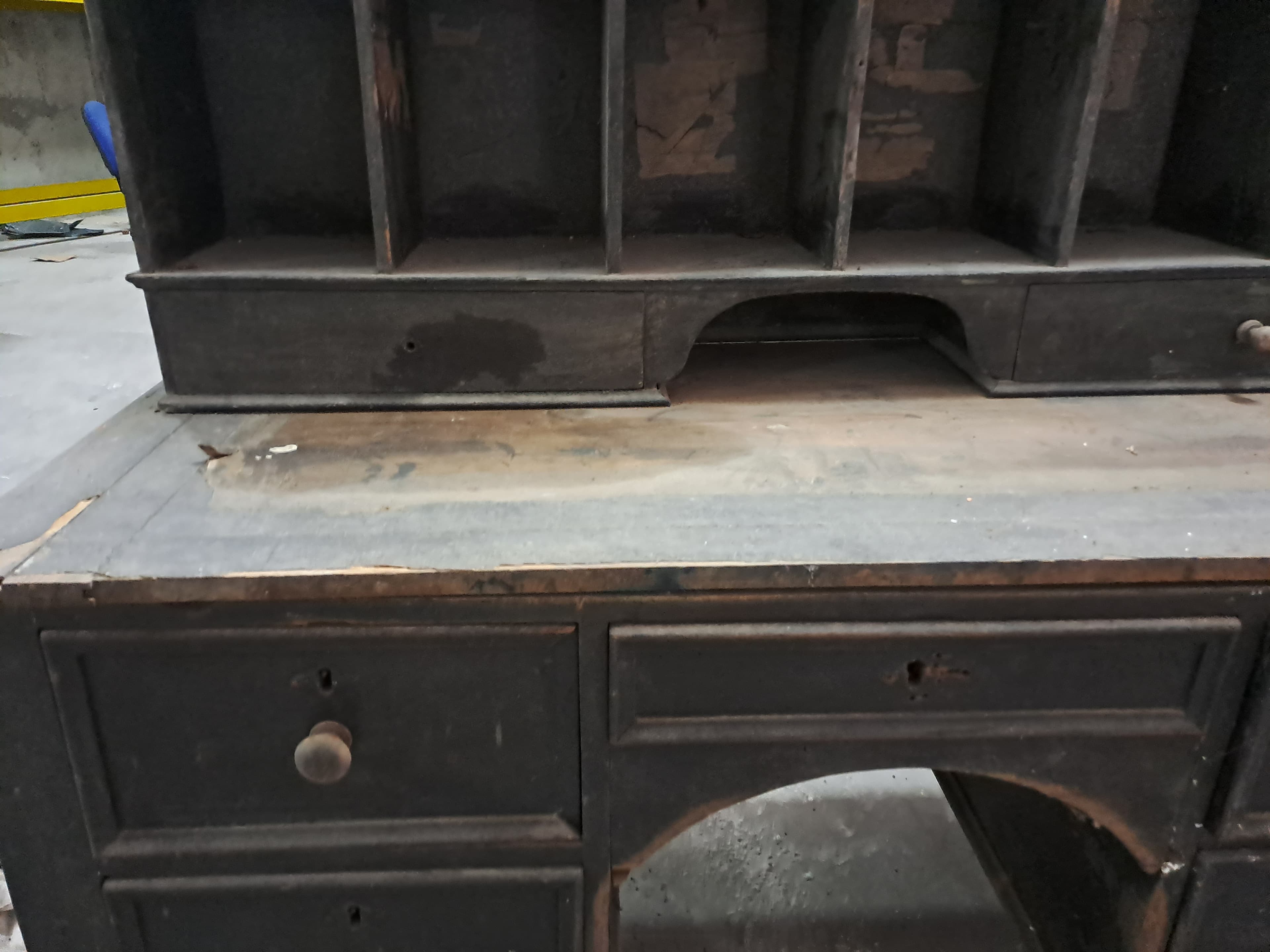 Furniture — image 3