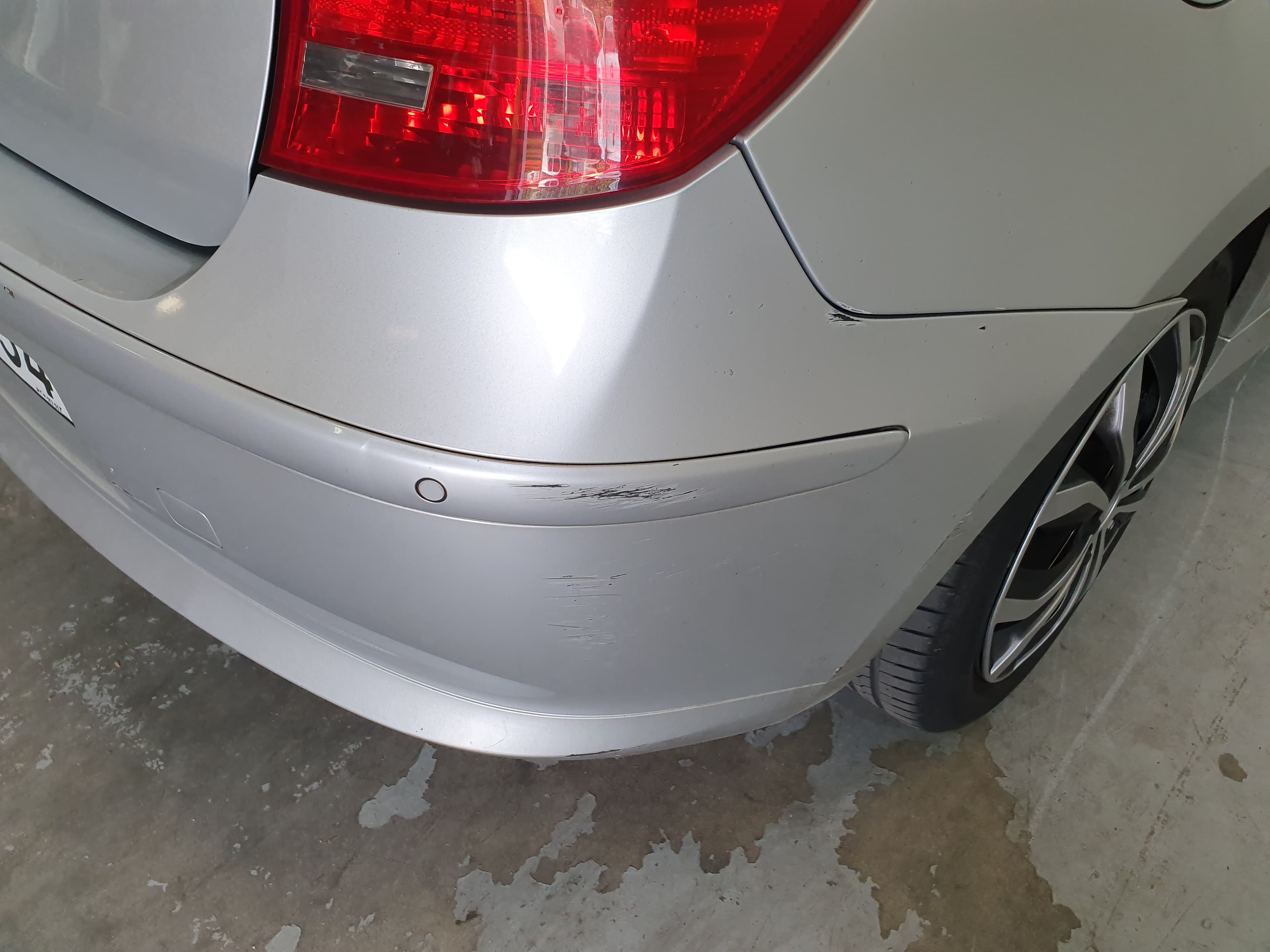 BMW 118 D · Ano 2007 — imagem 9