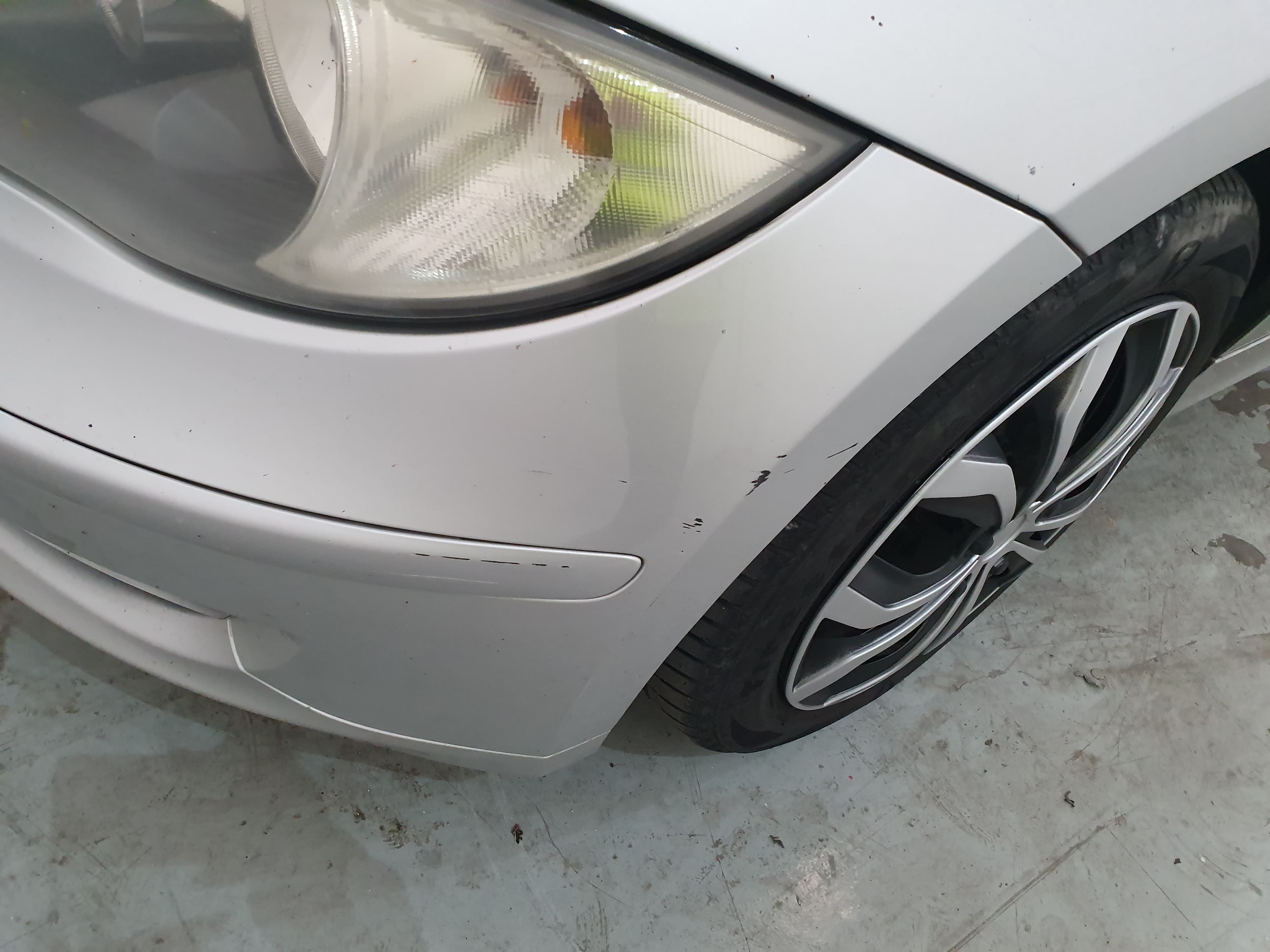 BMW 118 D · Ano 2007 — imagem 13