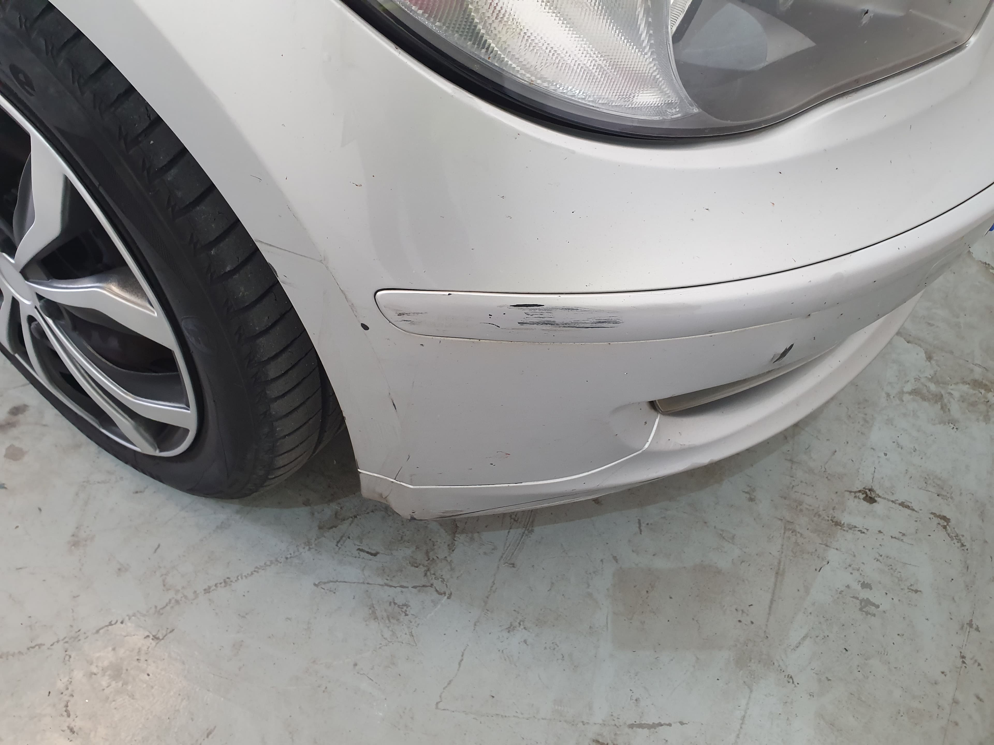 BMW 118 D · Ano 2007 — imagem 14