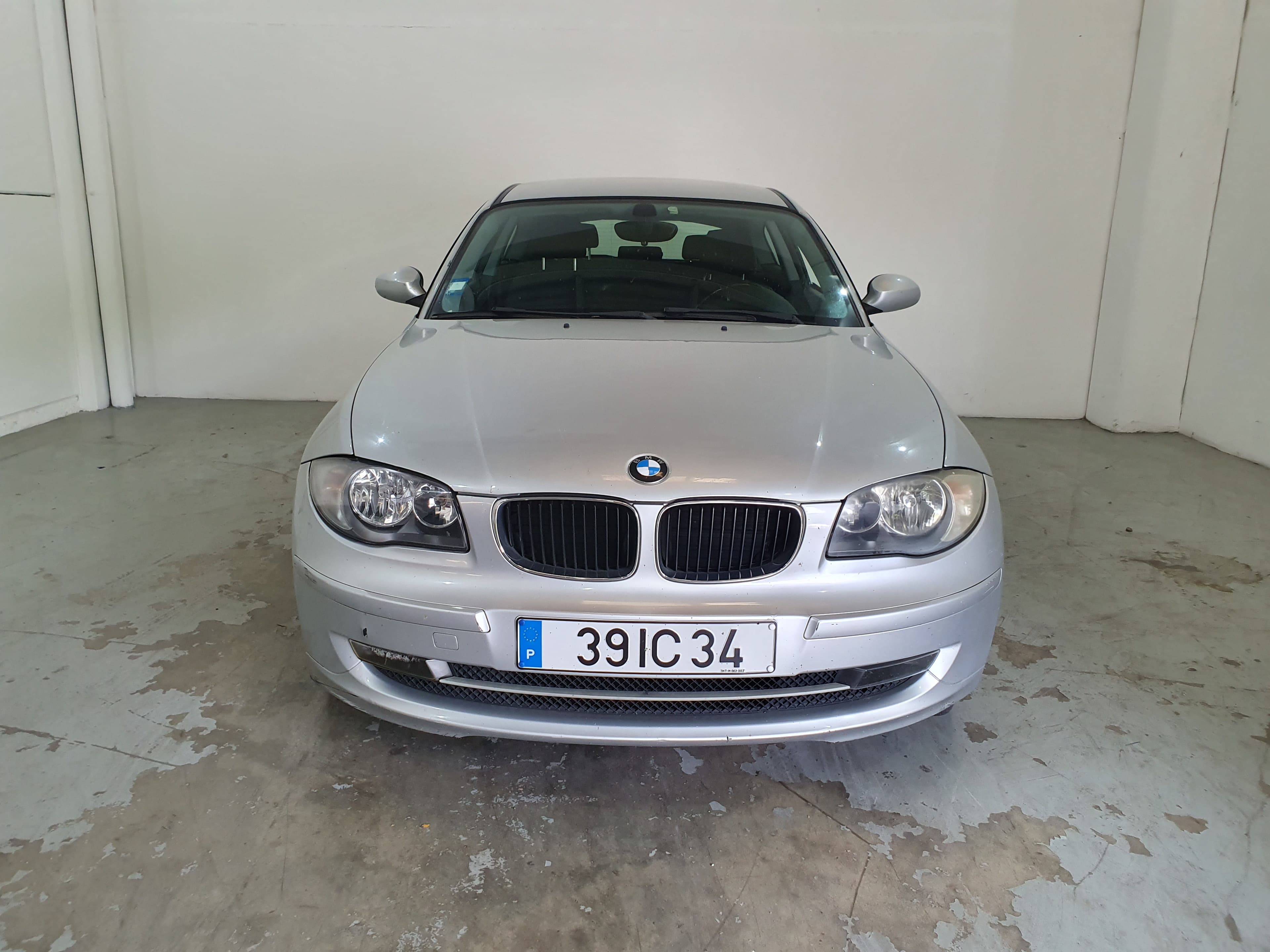 BMW 118 D · Ano 2007 — imagem 2