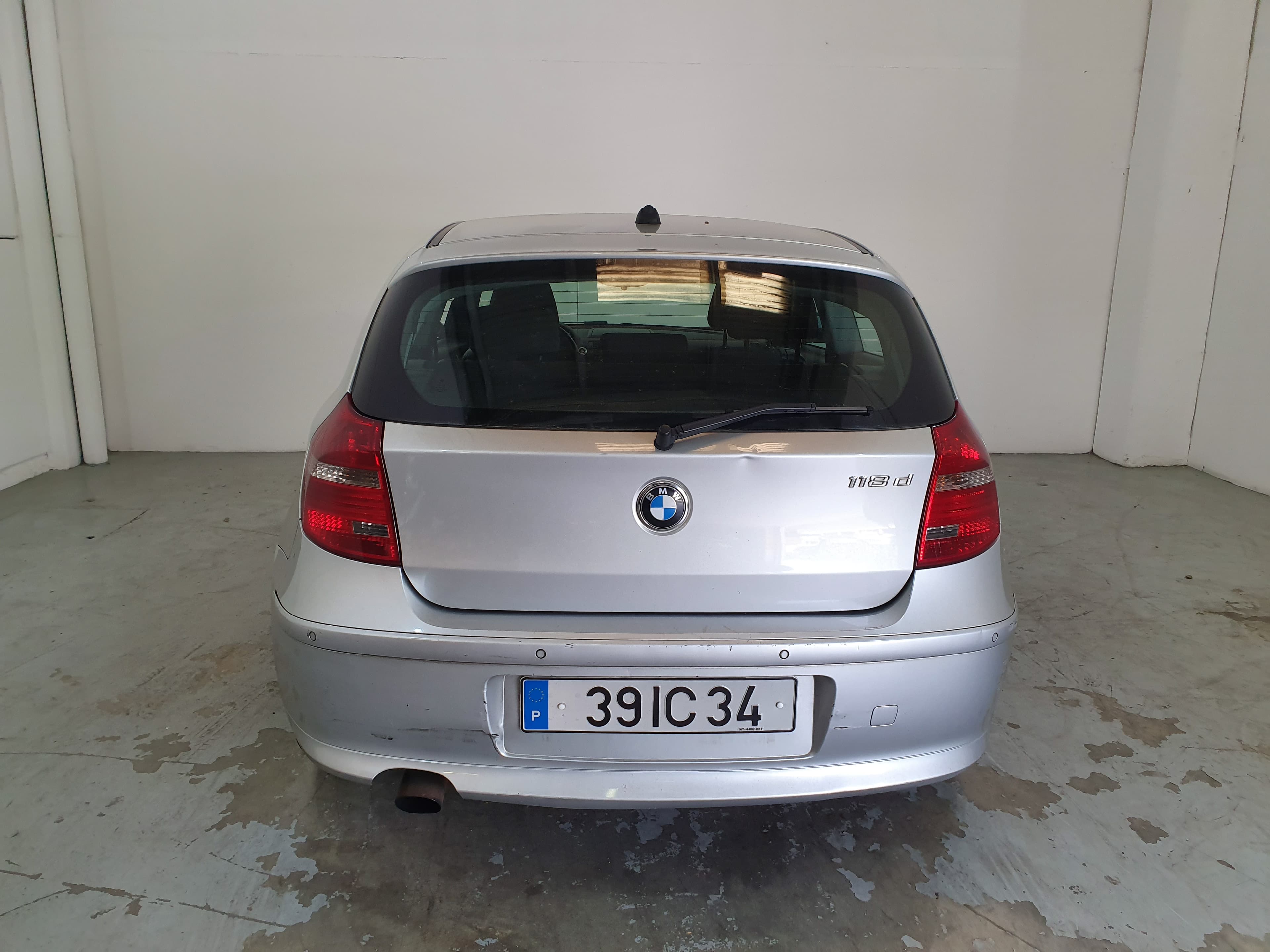 BMW 118 D · Ano 2007 — imagem 7