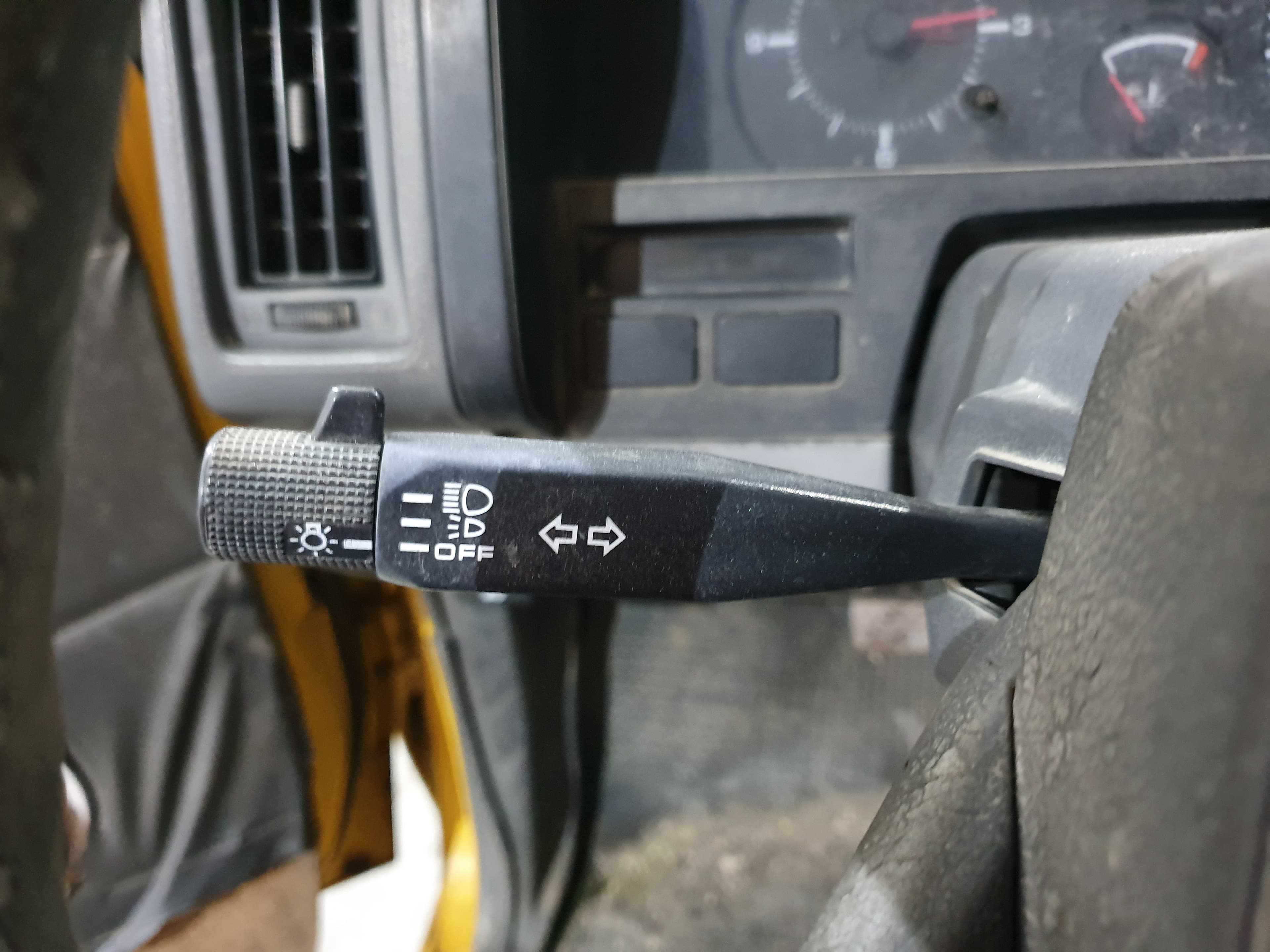 Nissan 4x4 · Ano 1993 82-64-CE — imagem 32