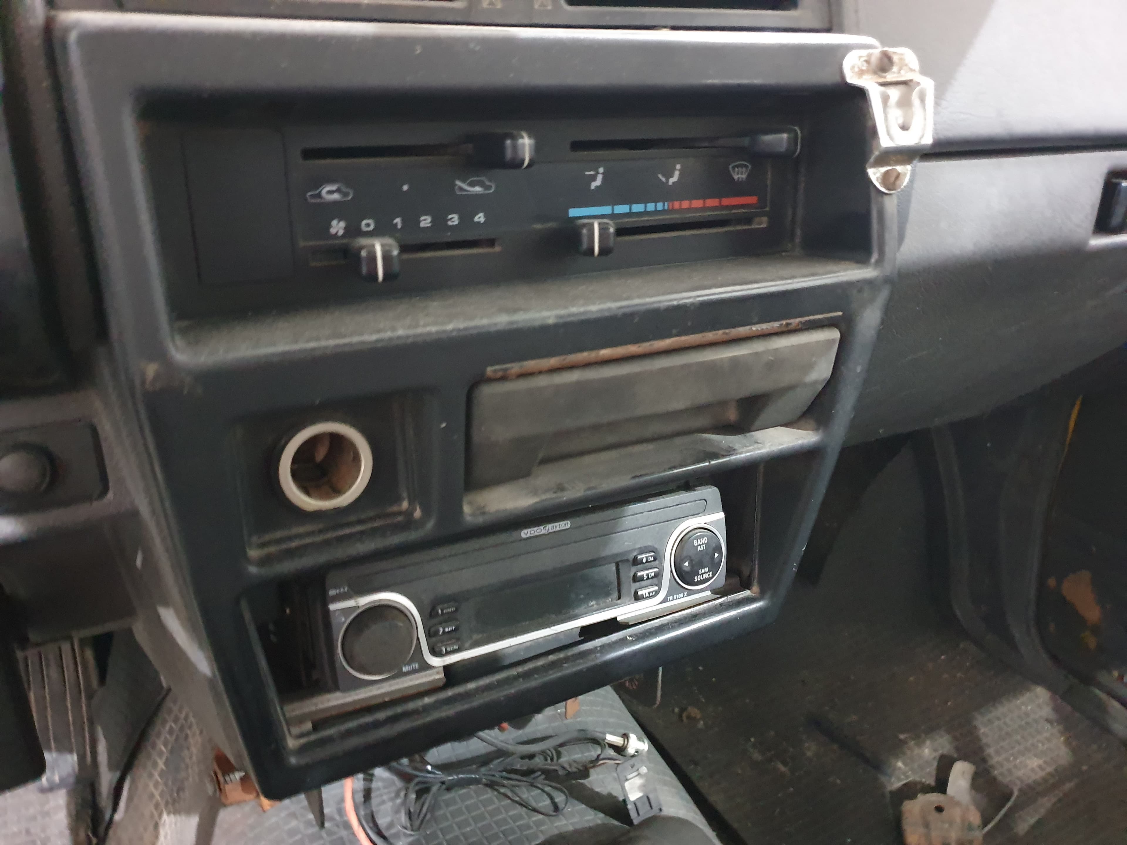 Nissan 4x4 · Ano 1993 82-64-CE — imagem 28