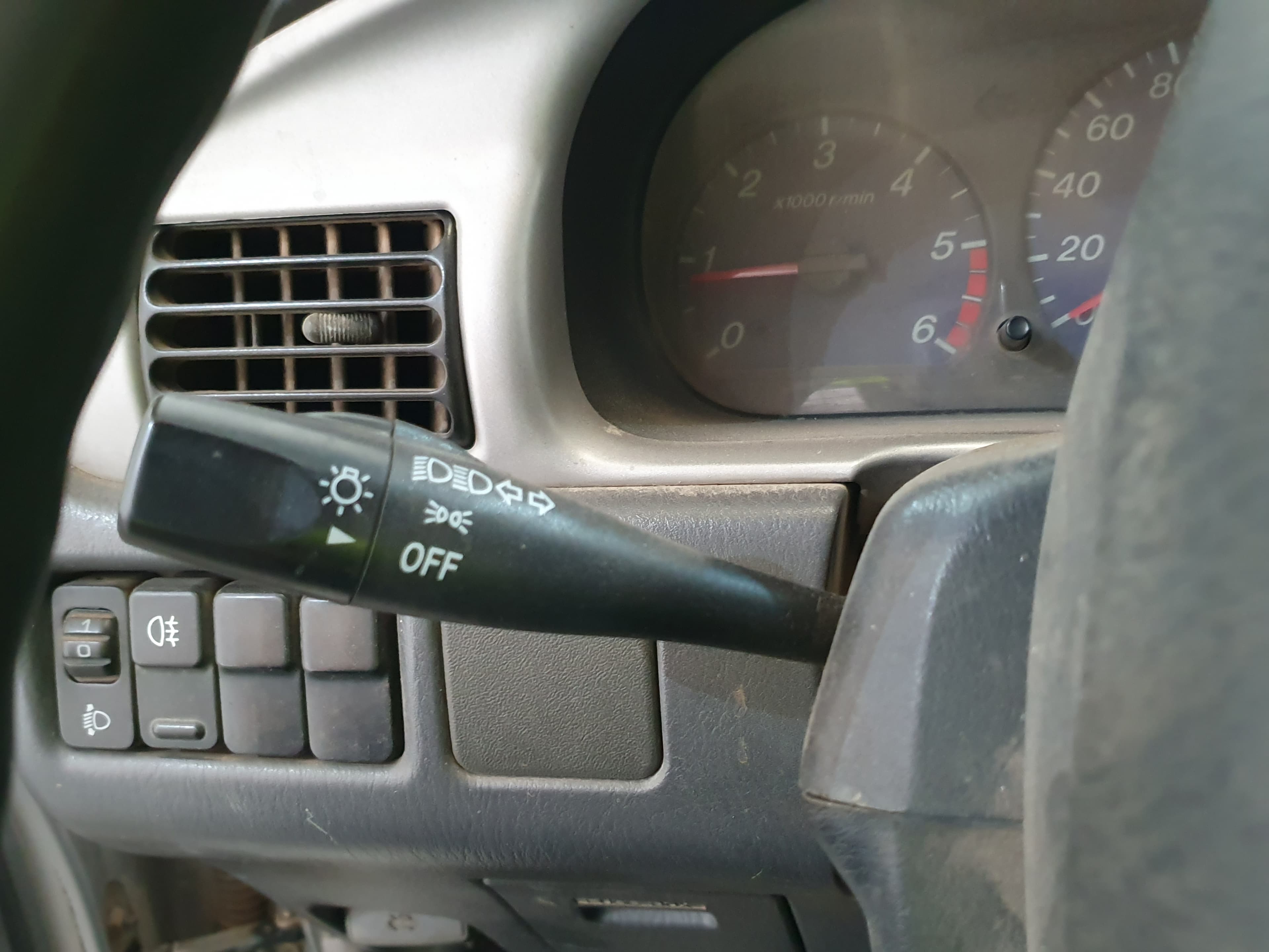 Mazda Pick Up · Ano 2003 — imagem 34