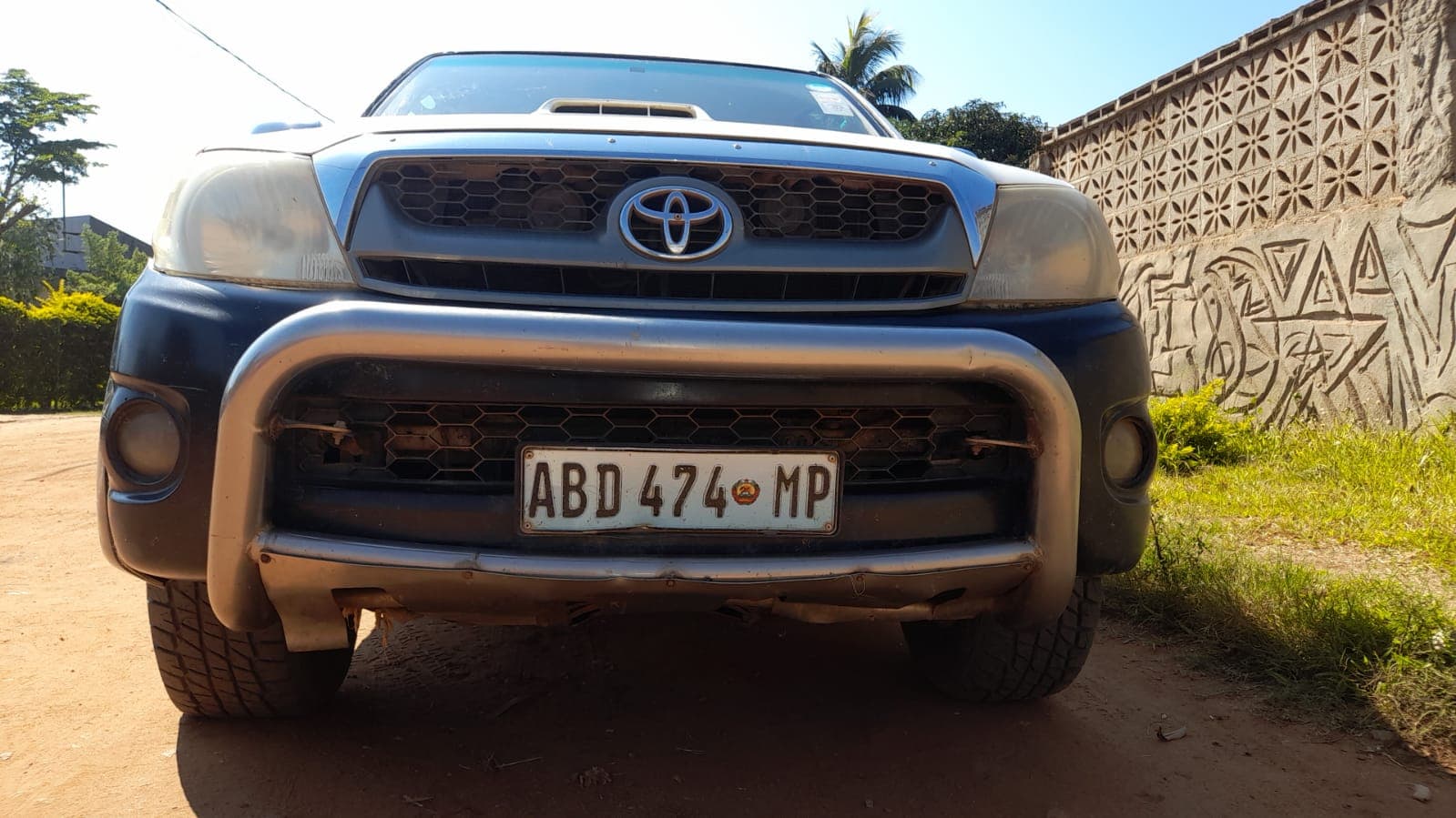 Toyota Hilux 3.0 — image 2
