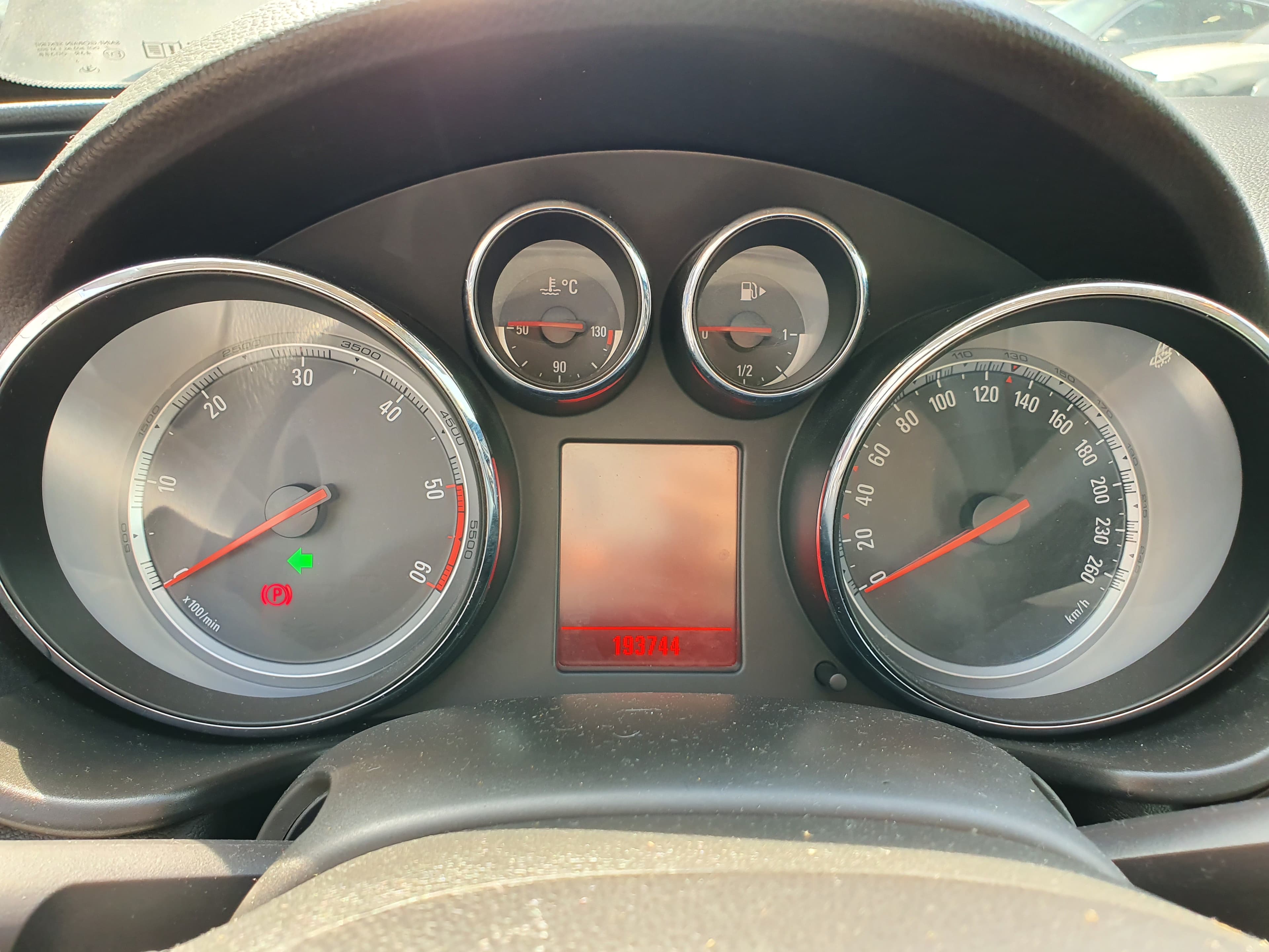 Opel Insígnia 2.0 CDTI · Ano 2010 — image 43