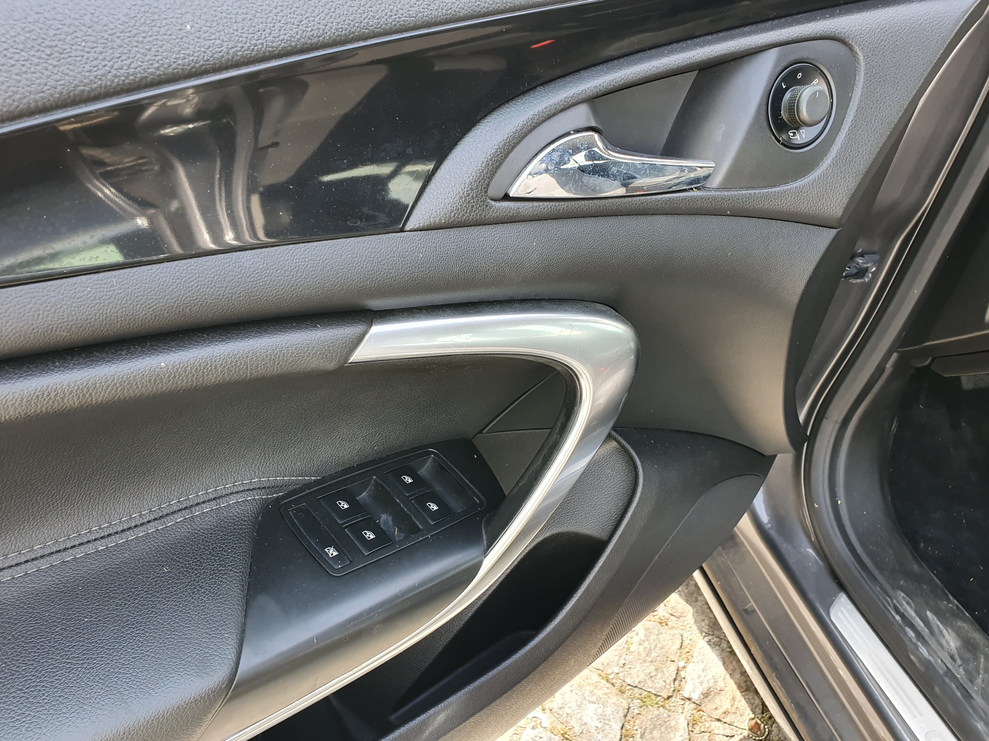 Opel Insígnia 2.0 CDTI · Ano 2010 — image 20