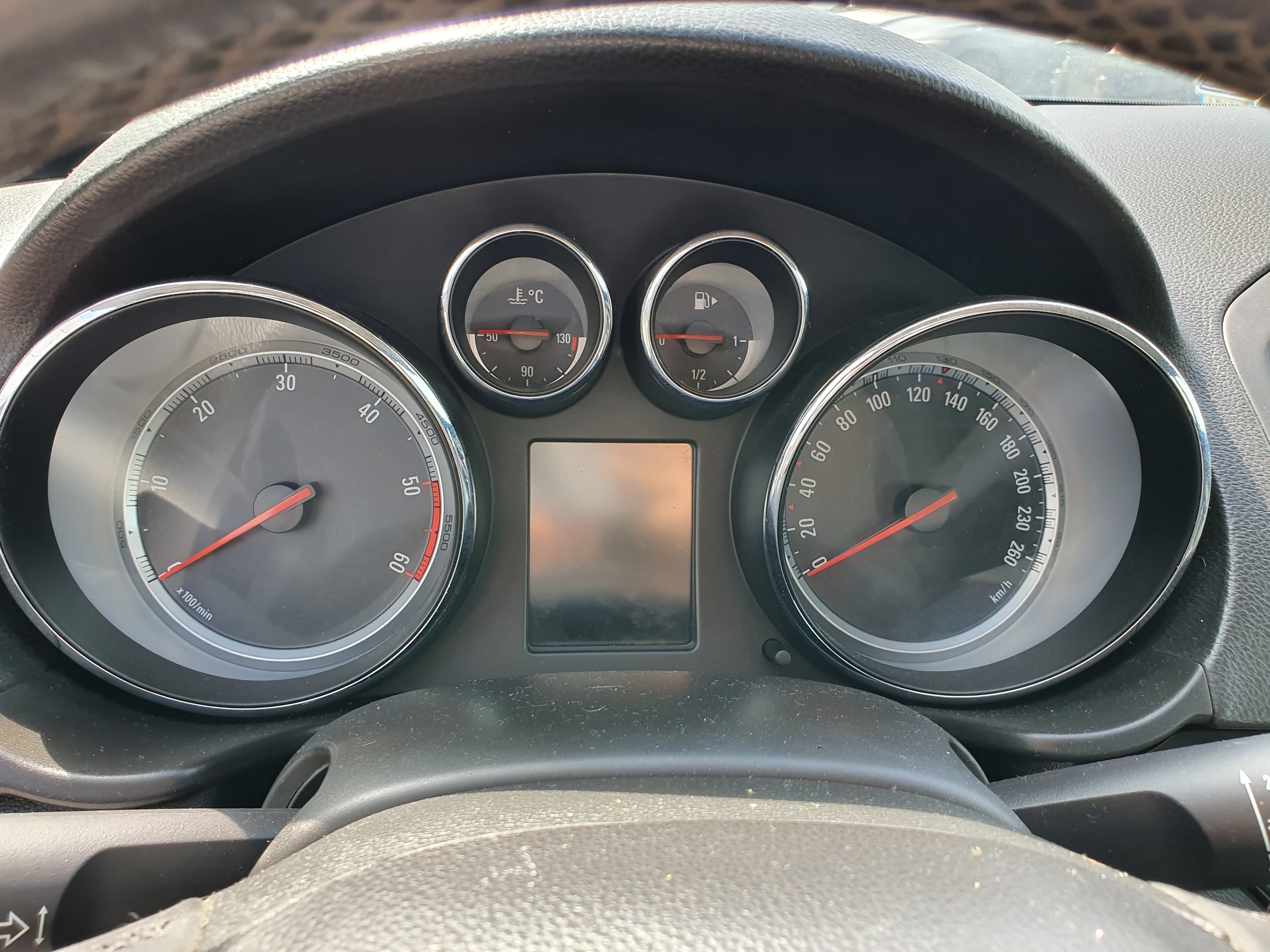 Opel Insígnia 2.0 CDTI · Ano 2010 — image 39