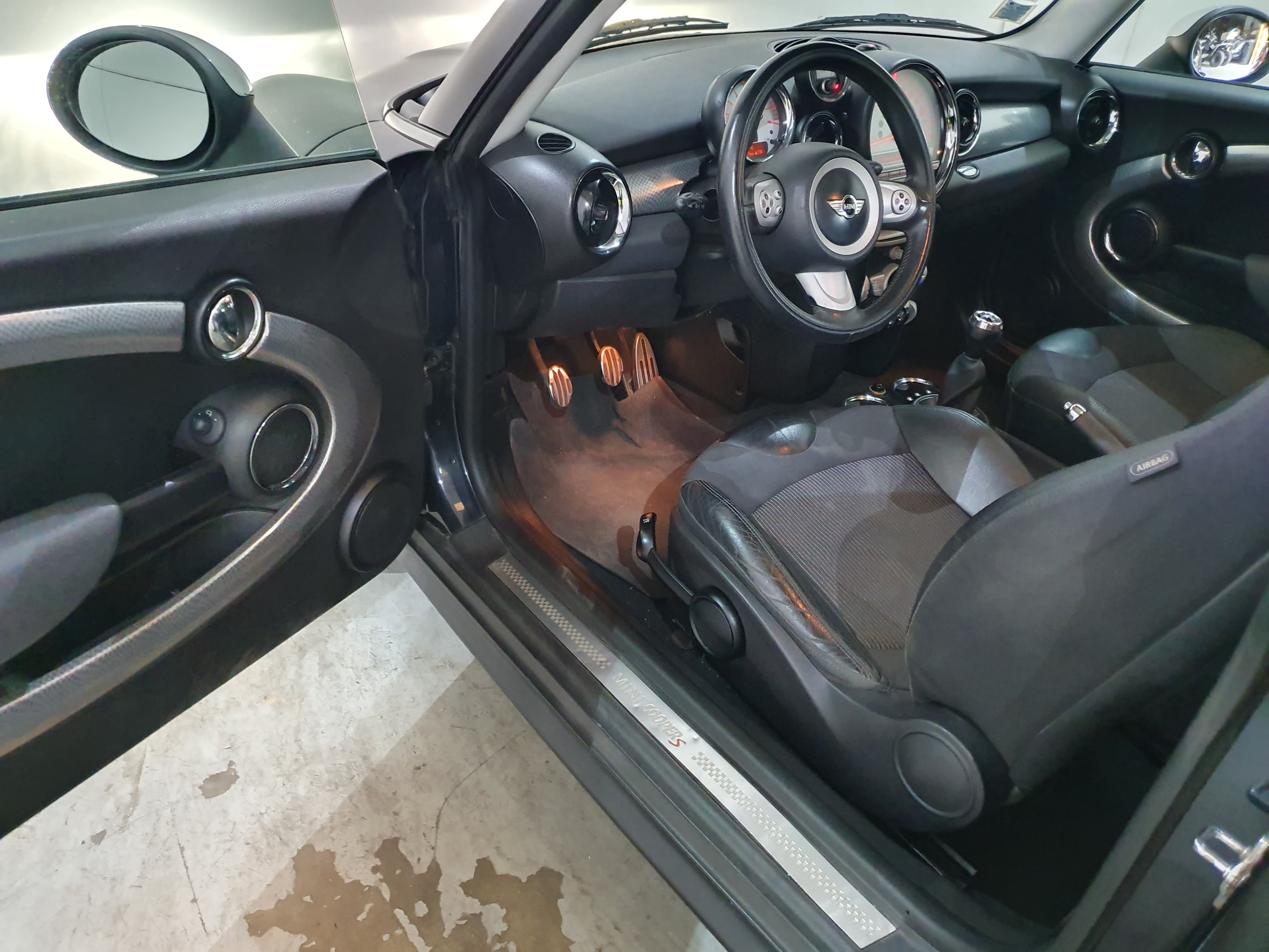 Mini Cooper S Clubman  · Ano 2008 — imagem 19