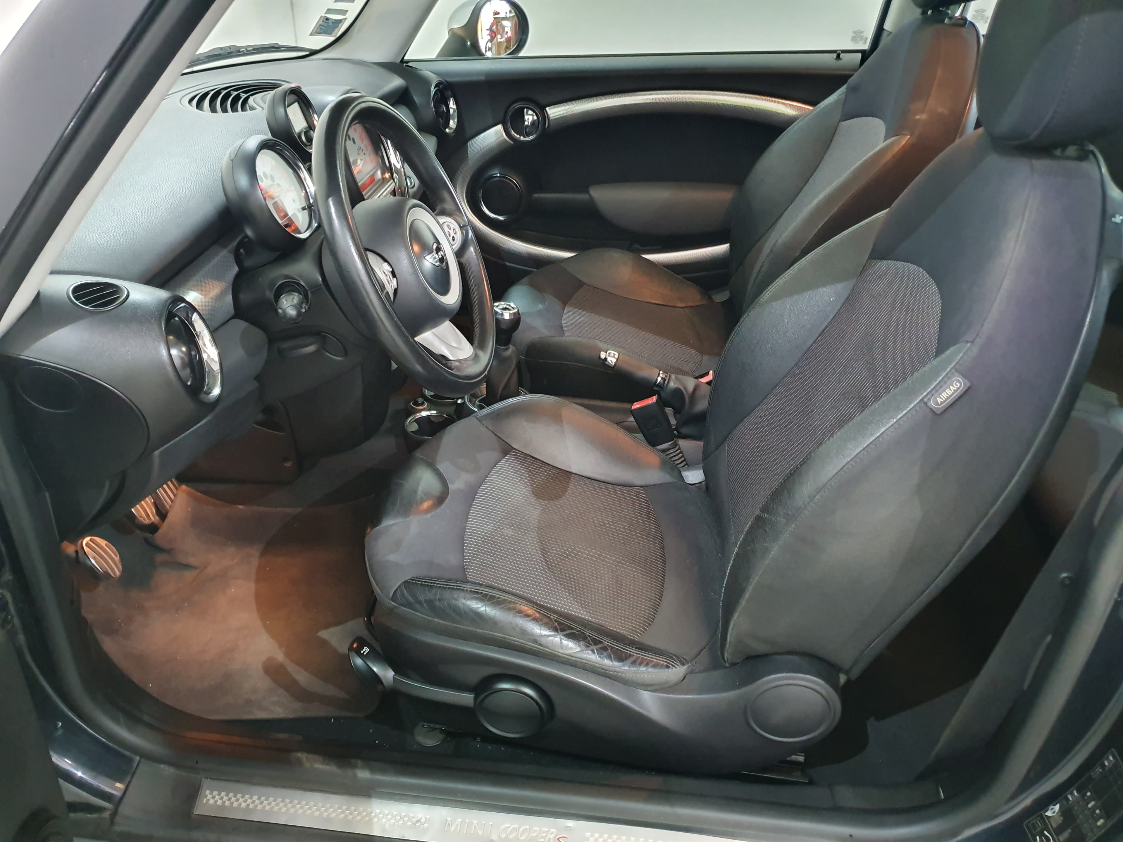Mini Cooper S Clubman  · Ano 2008 — imagem 21