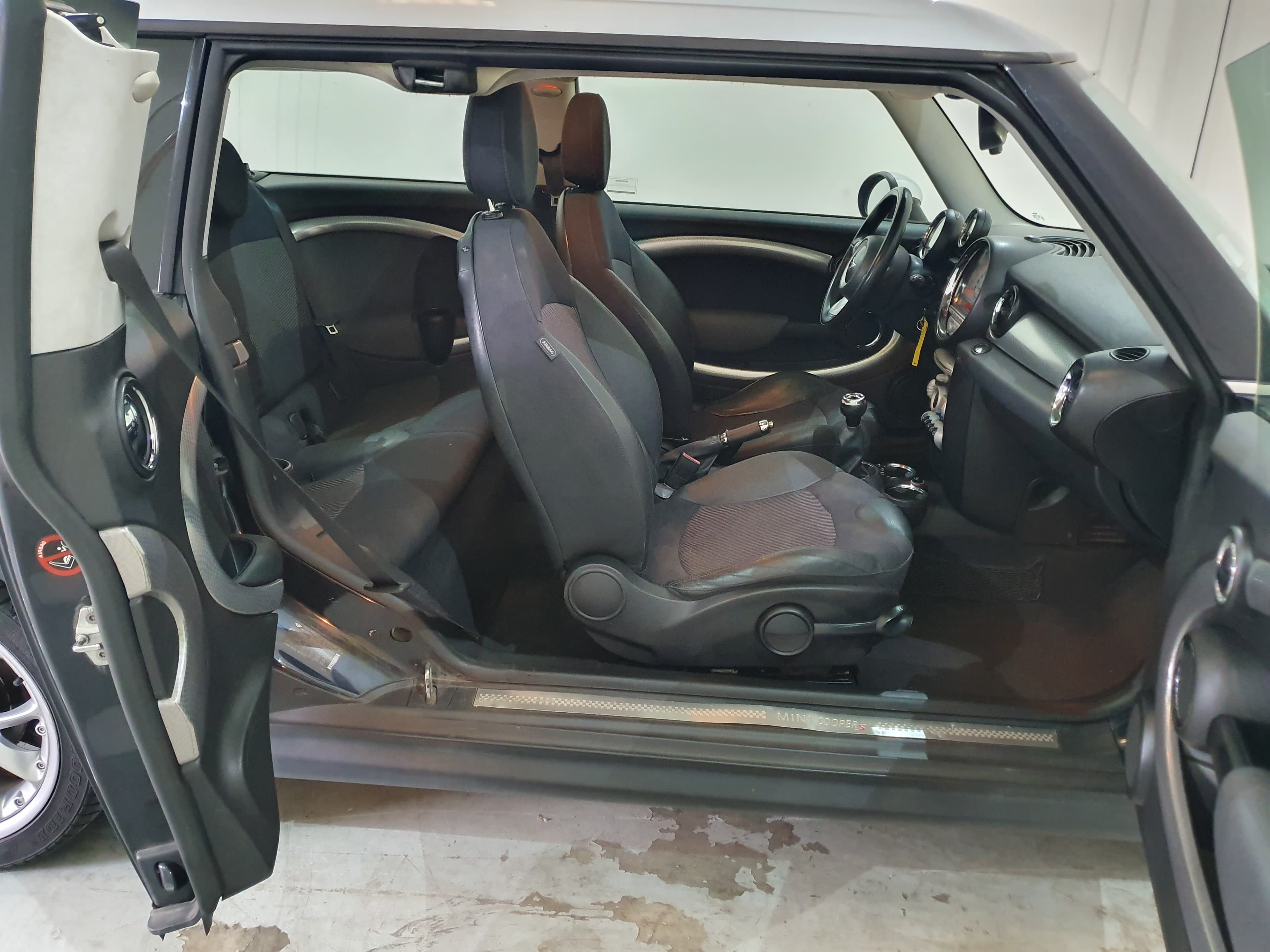 Mini Cooper S Clubman  · Ano 2008 — imagem 25