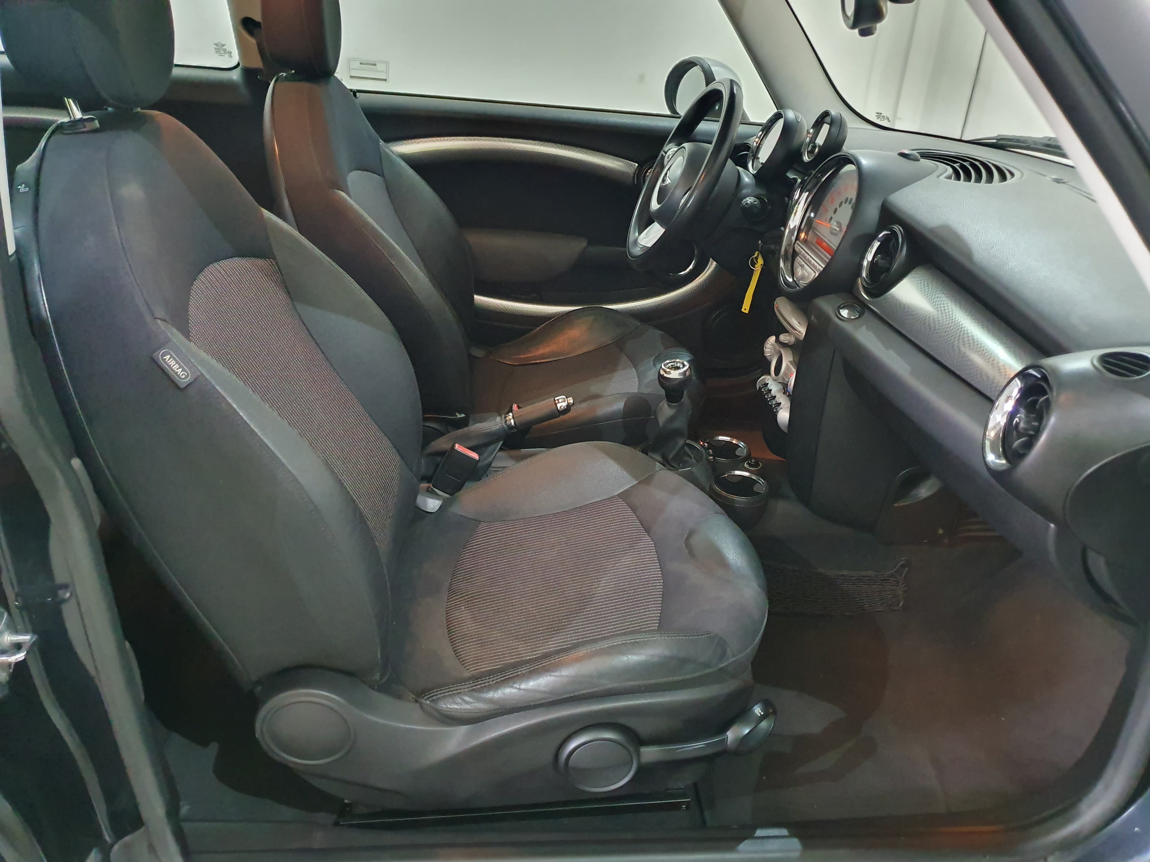 Mini Cooper S Clubman  · Ano 2008 — imagem 24