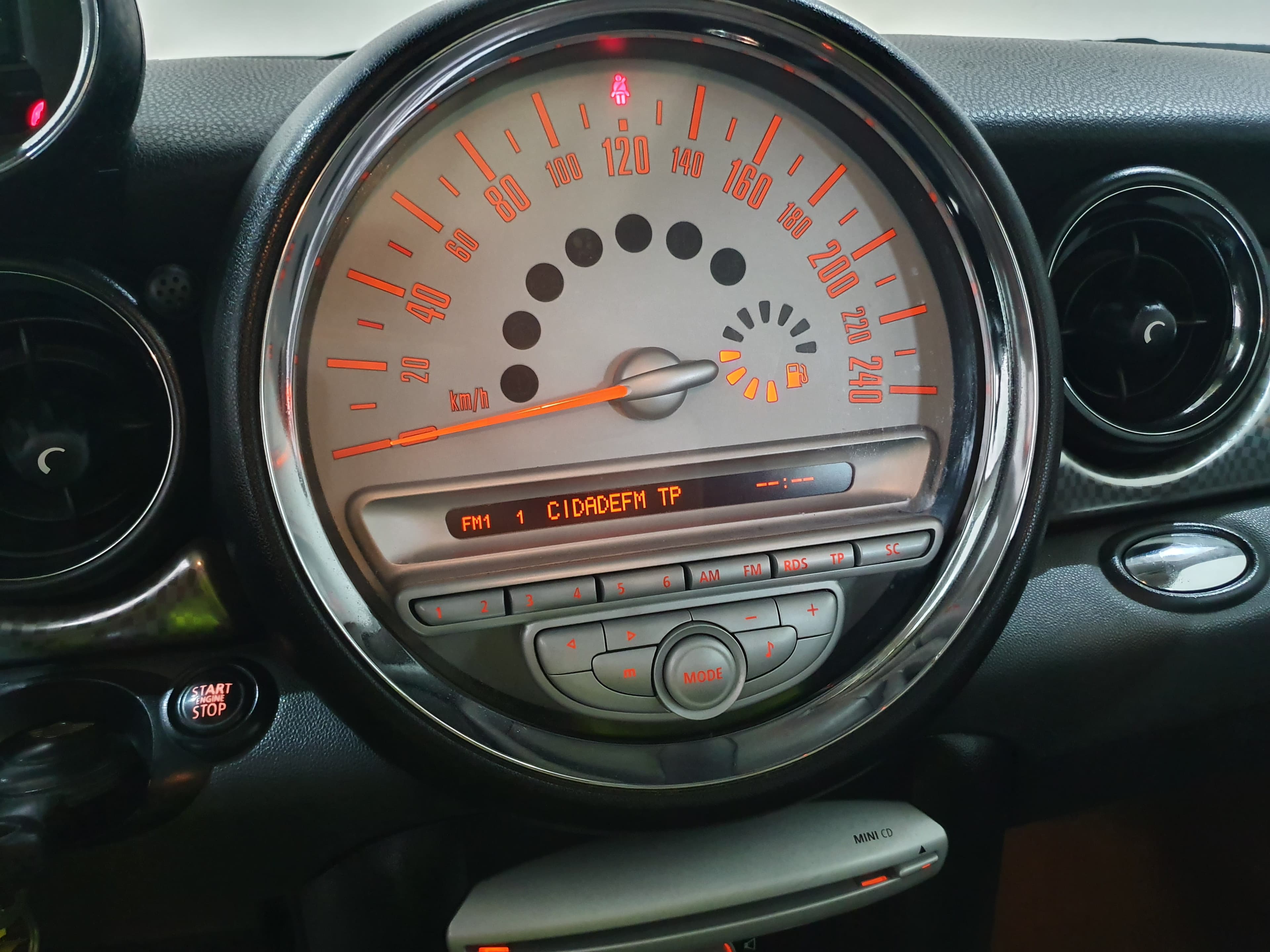 Mini Cooper S Clubman  · Ano 2008 — imagem 33