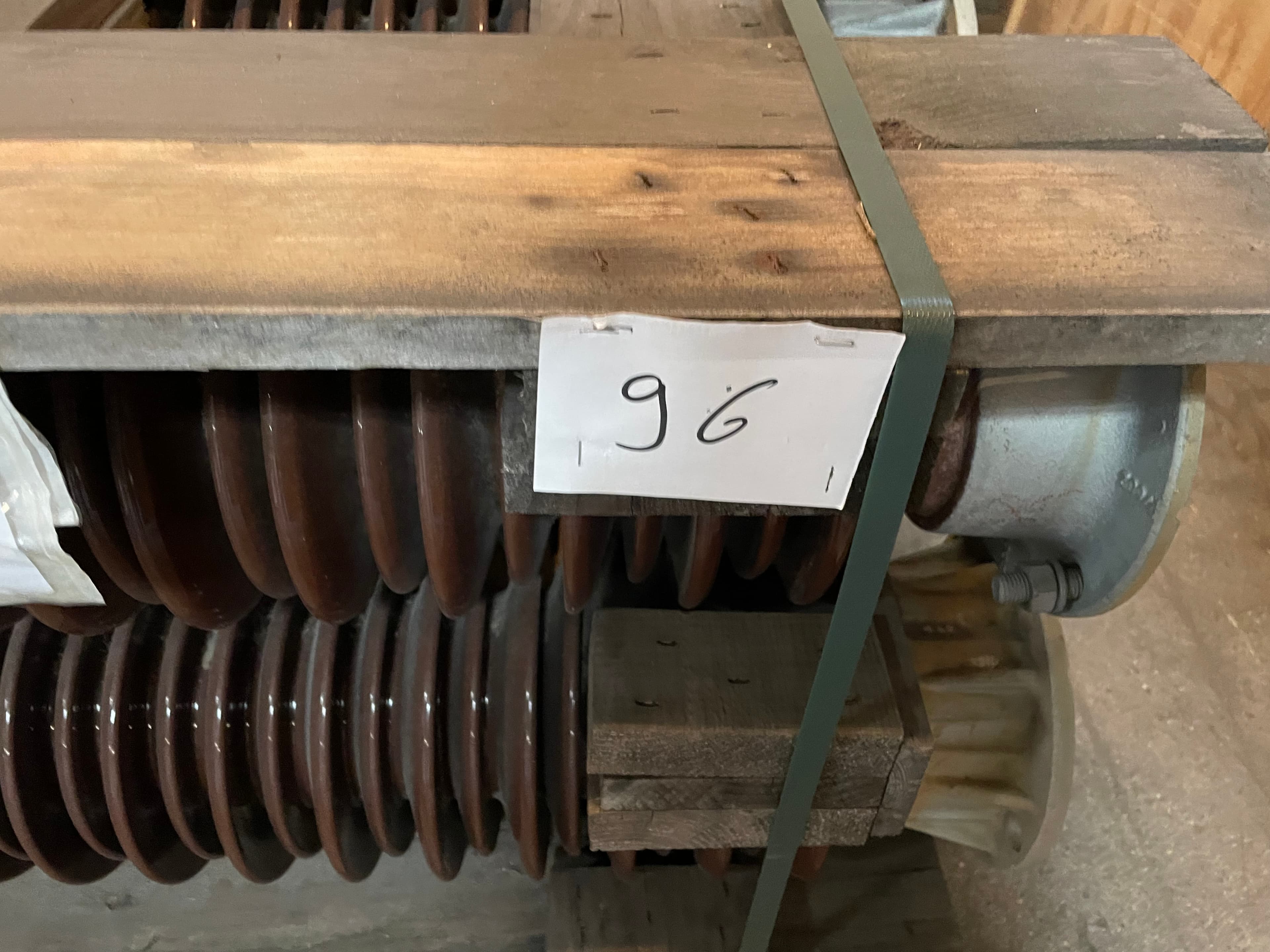 Isoladores — imagen 2