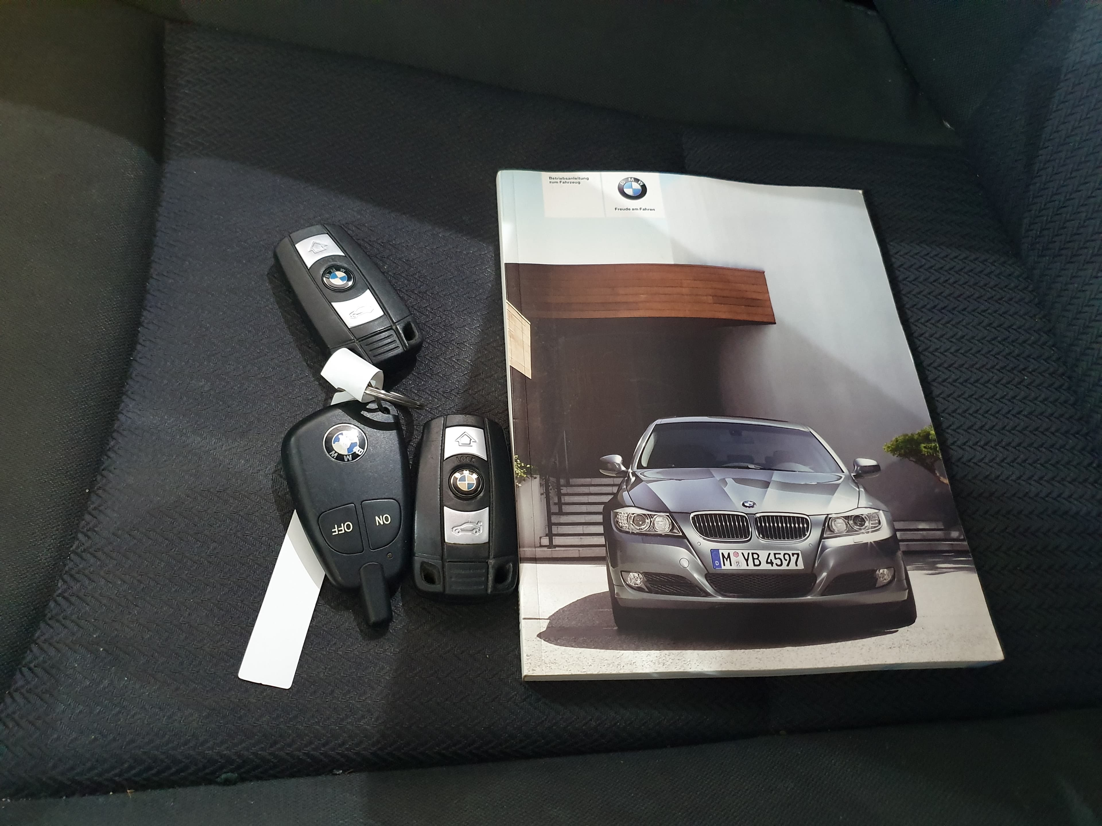 BMW 320D · Ano 2010 — imagem 45