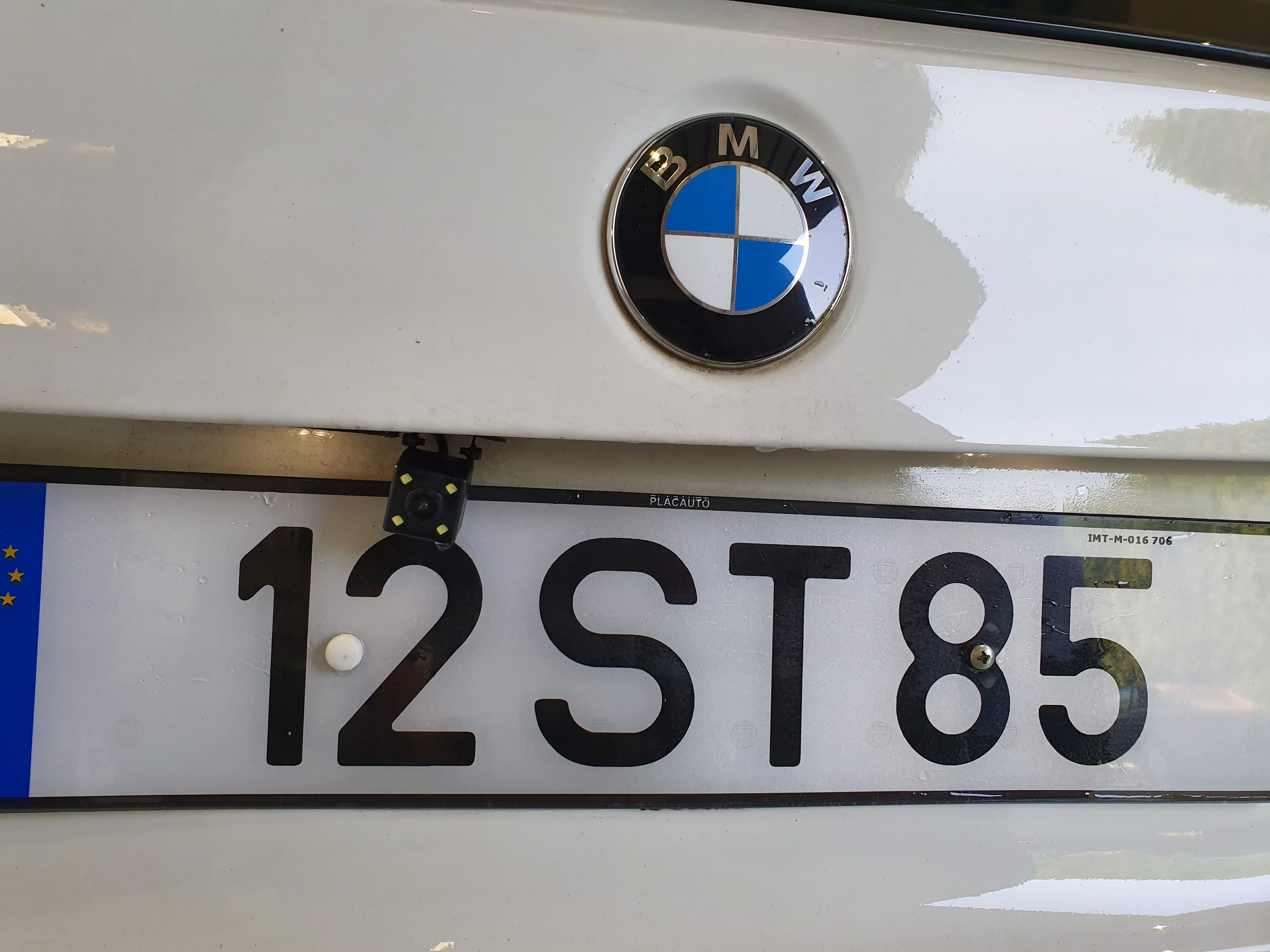 BMW 320D · Ano 2010 — imagem 9