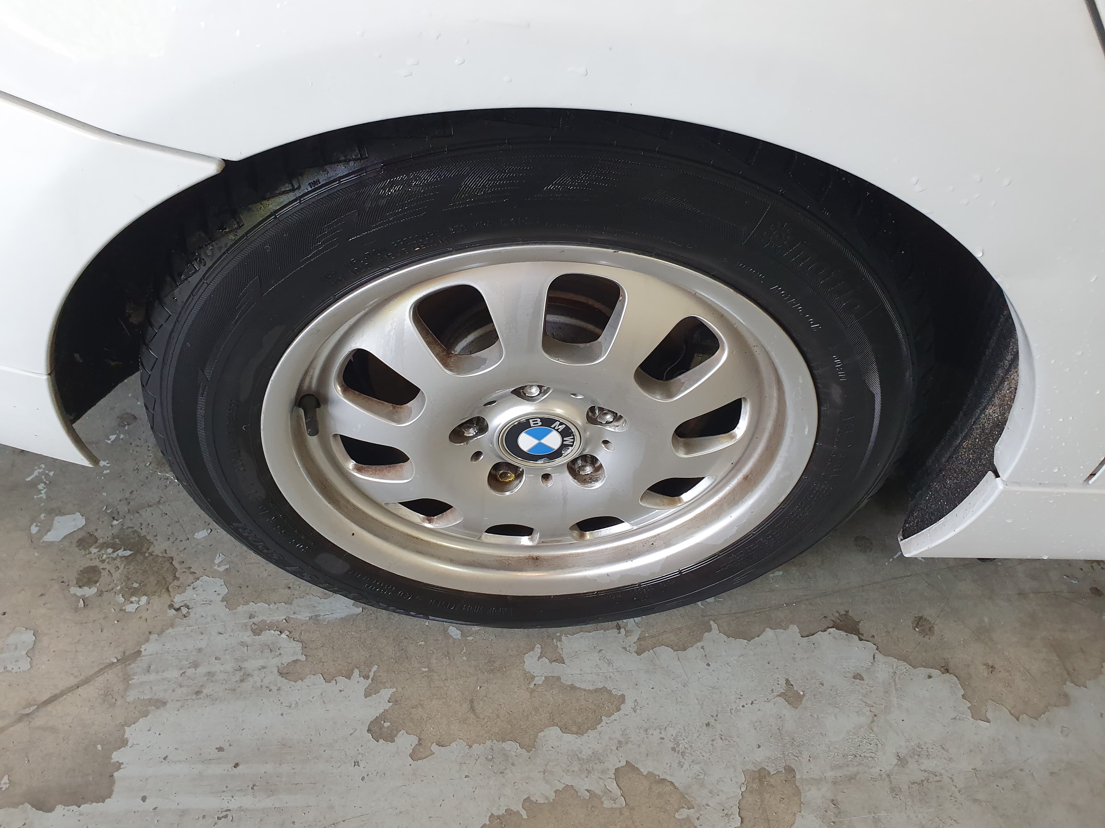 BMW 320D · Ano 2010 — imagem 15