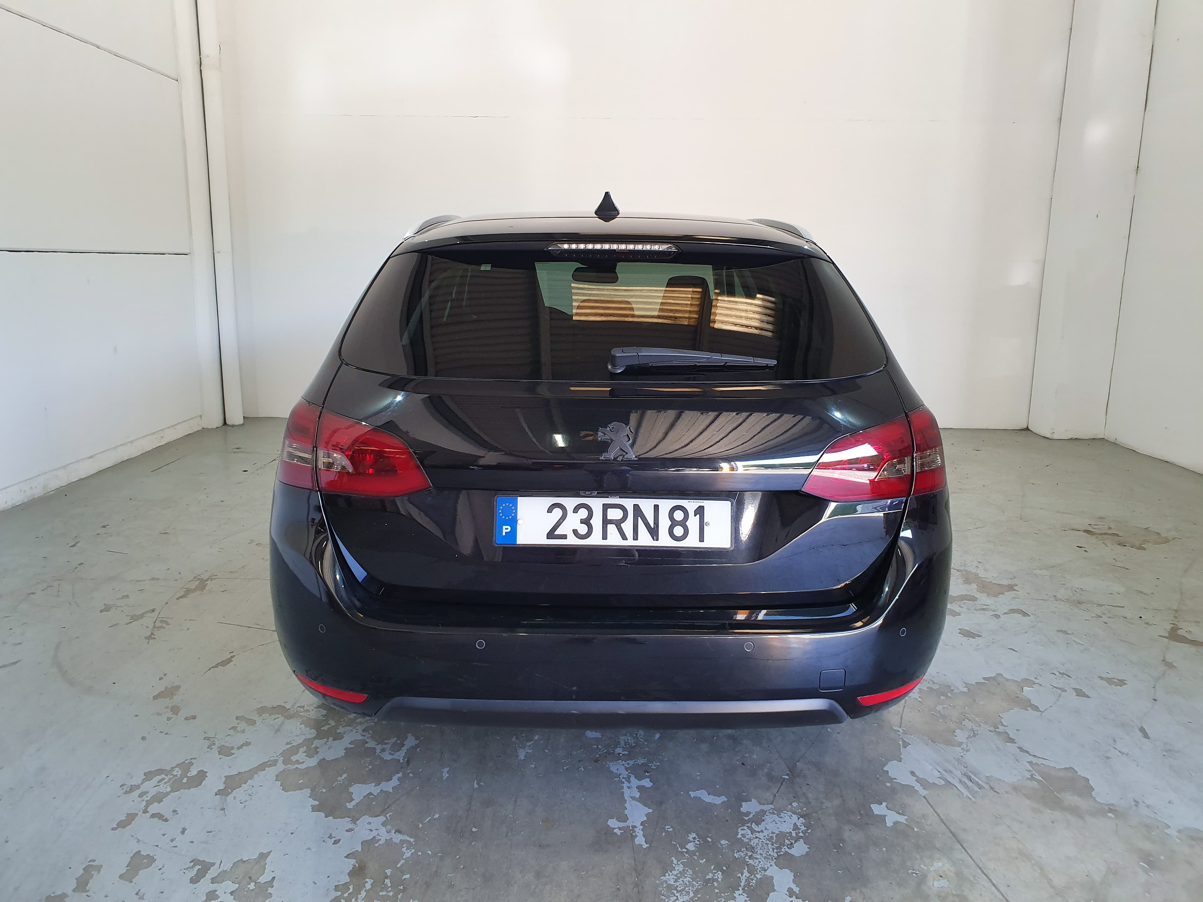 Peugeot 308 1.6 Blue HDI · Ano 2016 — imagen 5