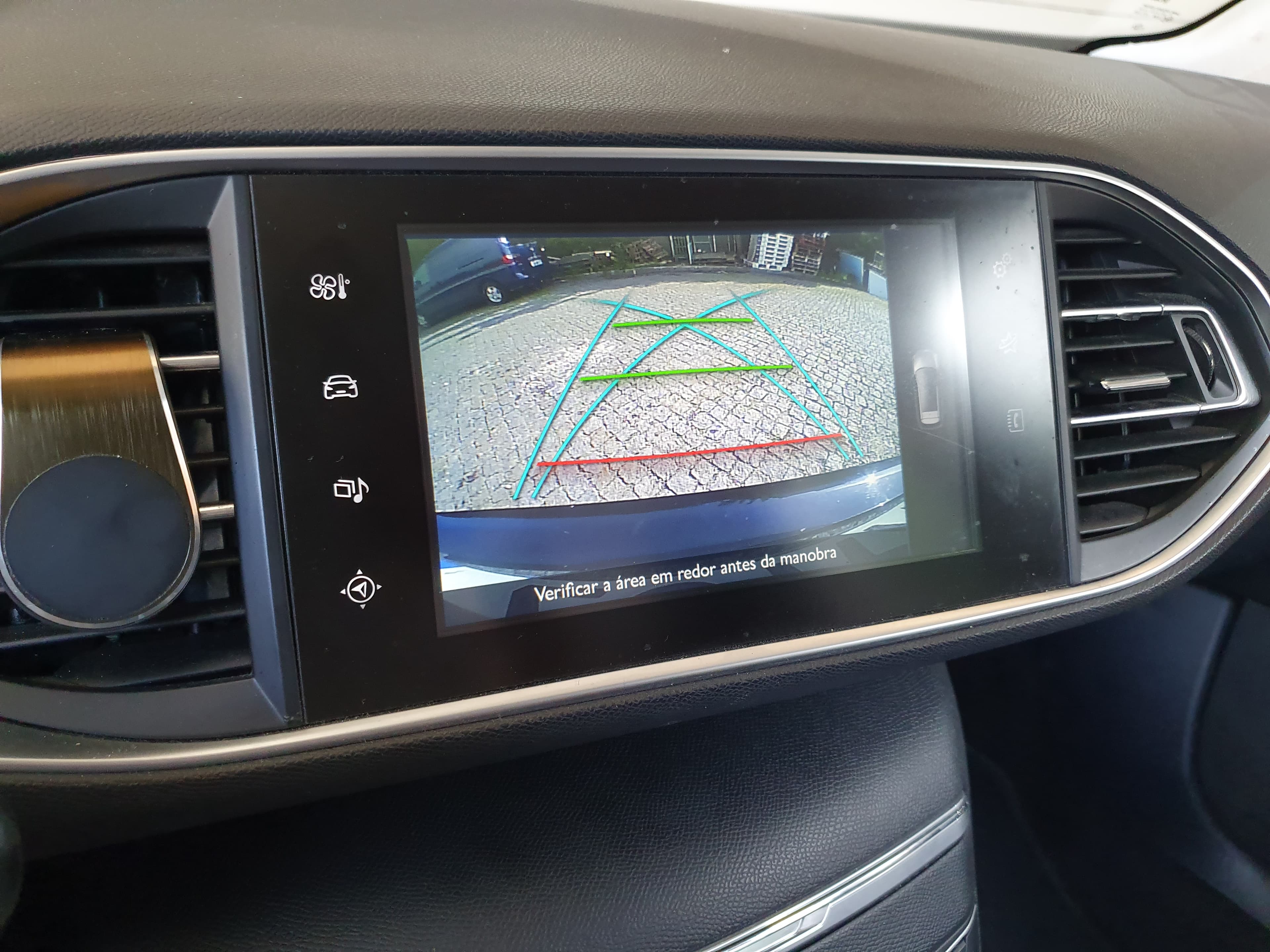 Peugeot 308 1.6 Blue HDI · Ano 2016 — imagen 38