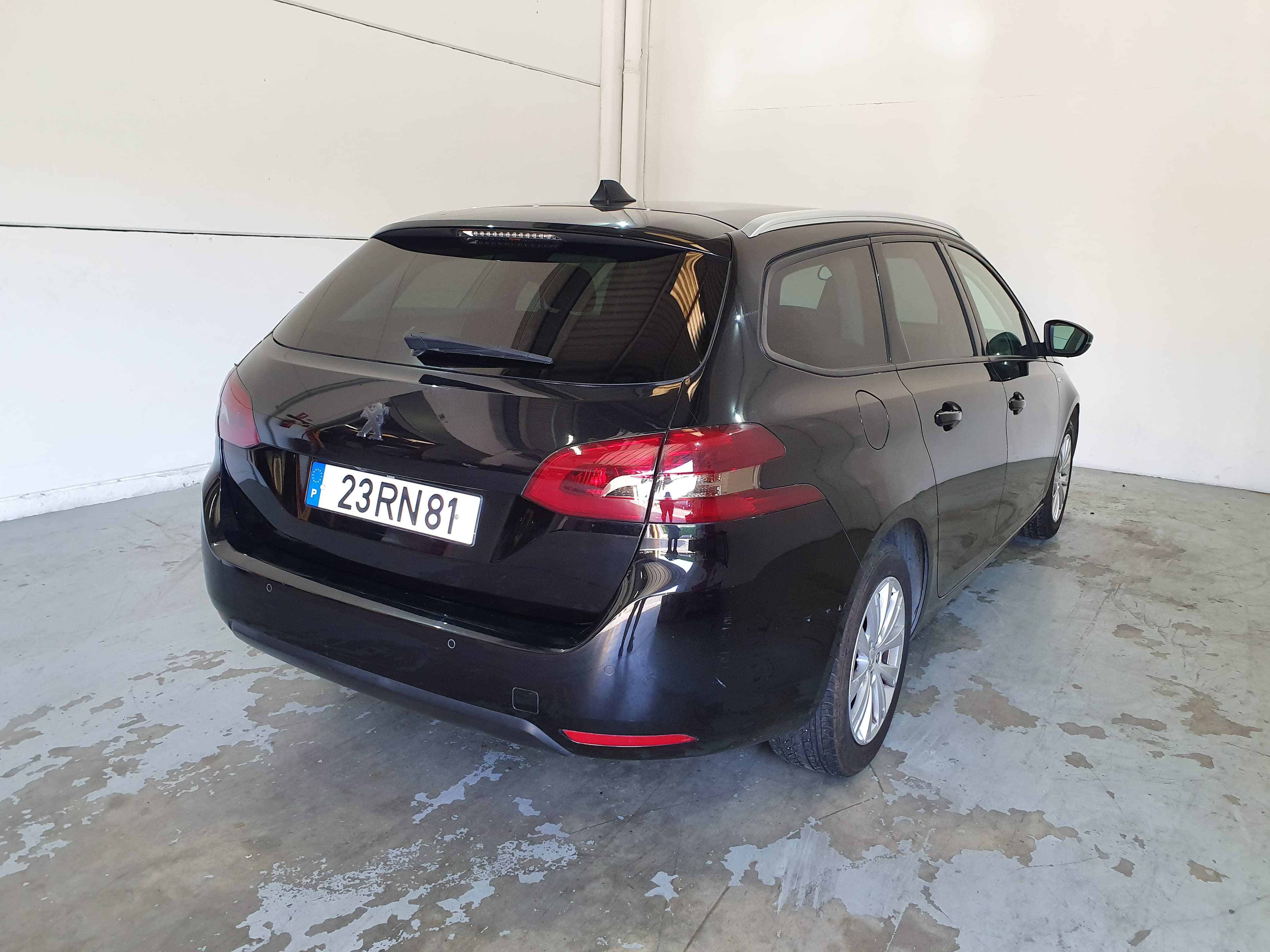 Peugeot 308 1.6 Blue HDI · Ano 2016 — imagen 6