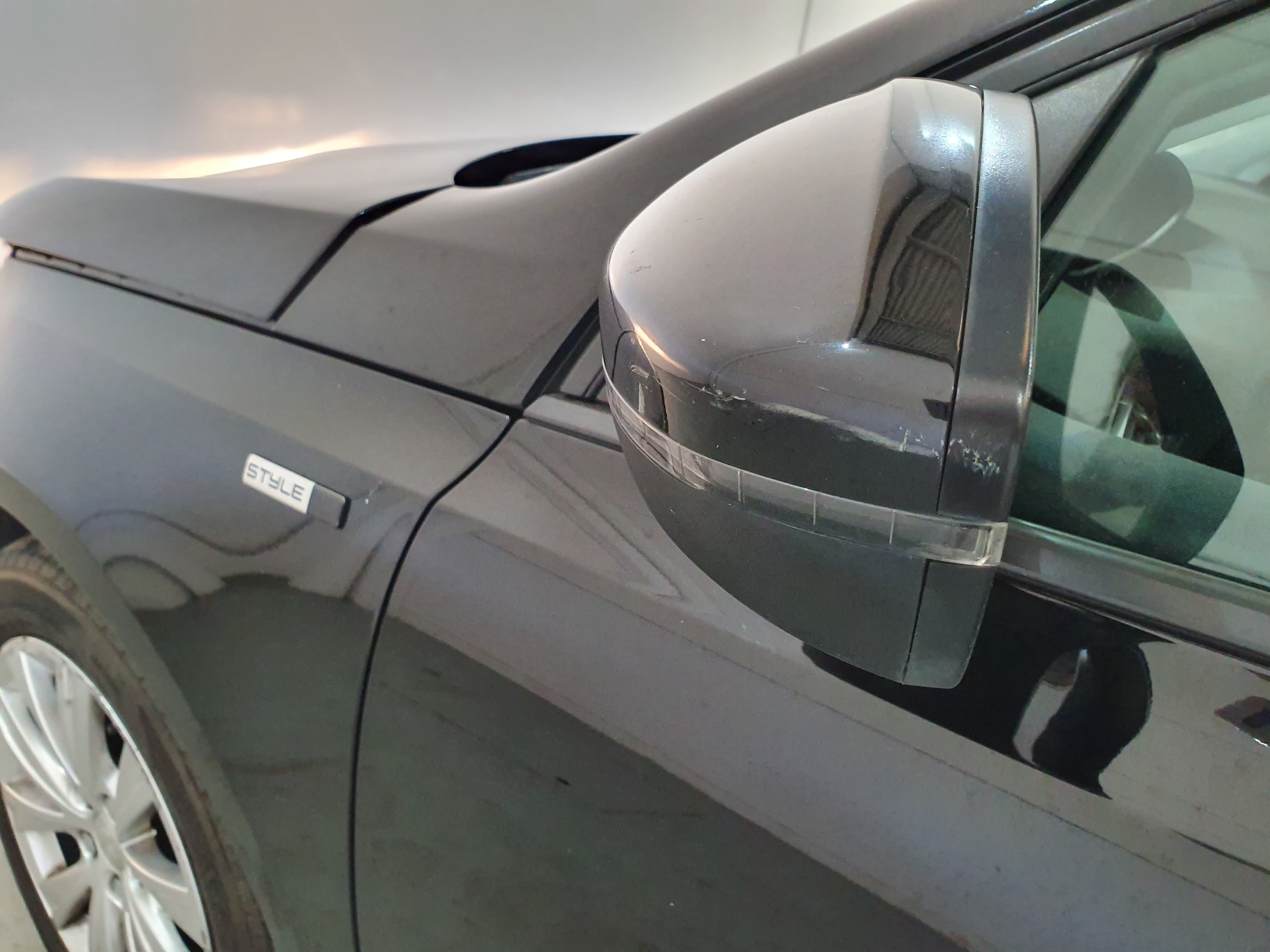Peugeot 308 1.6 Blue HDI · Ano 2016 — imagen 10