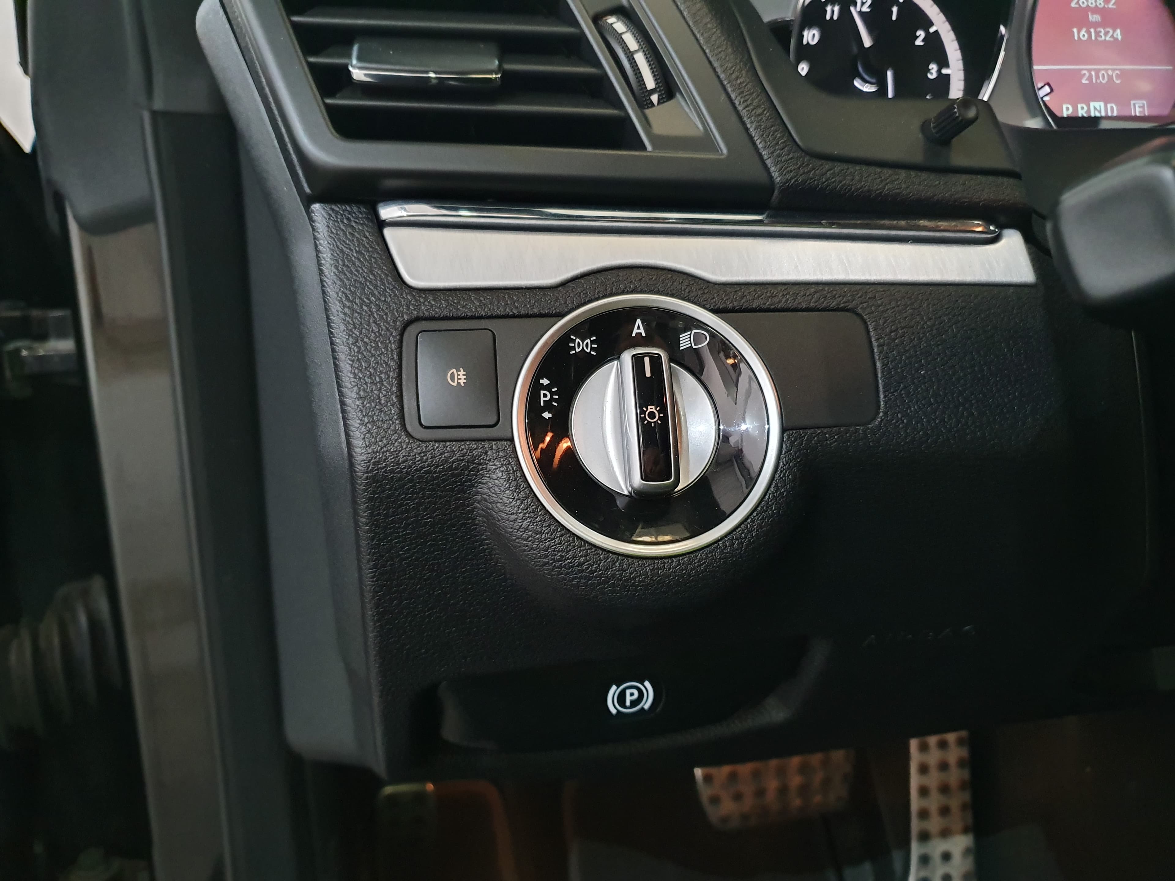 Mercedes-Benz E250 · Ano 2011 — imagem 39