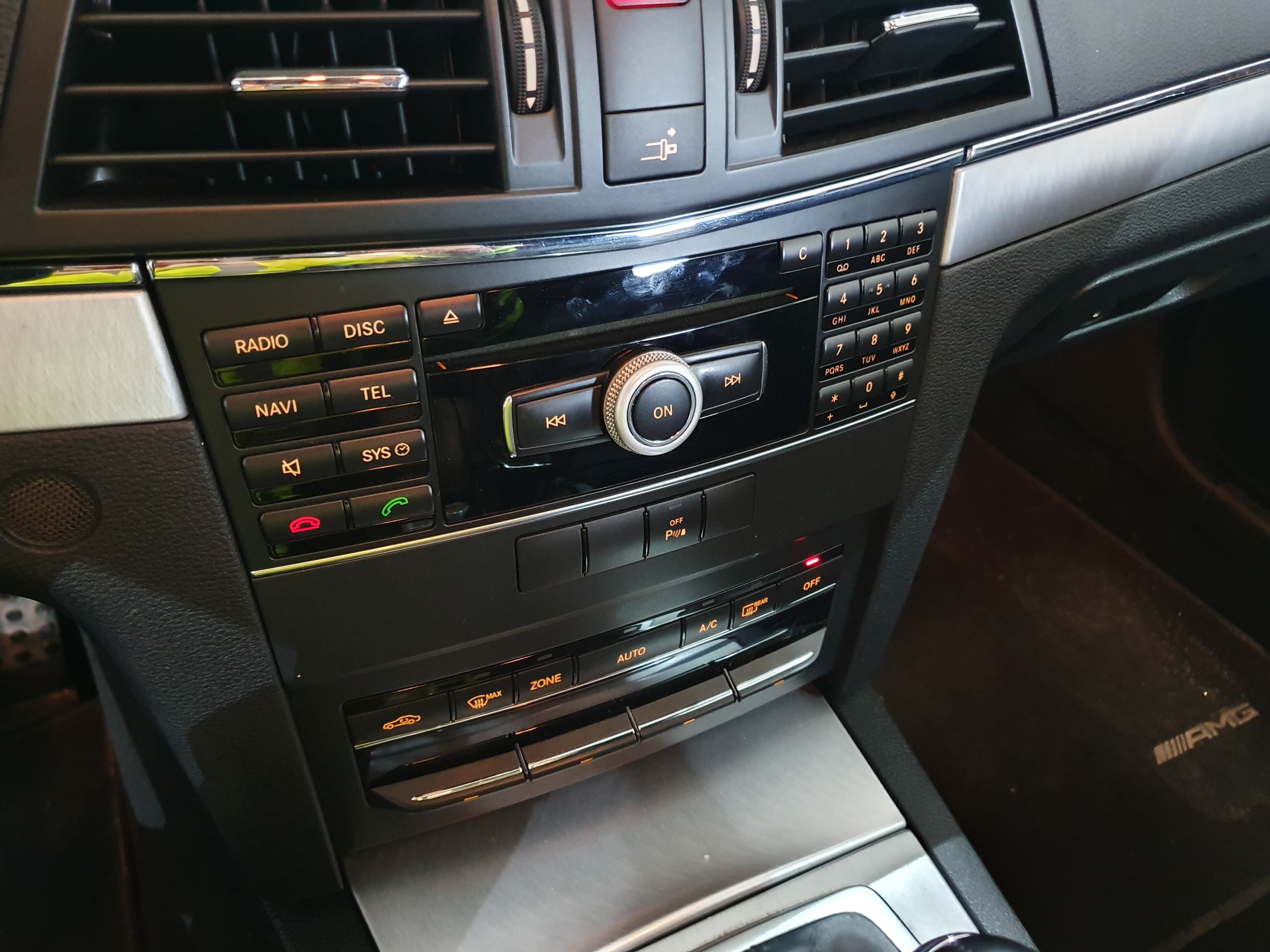 Mercedes-Benz E250 · Ano 2011 — imagem 36