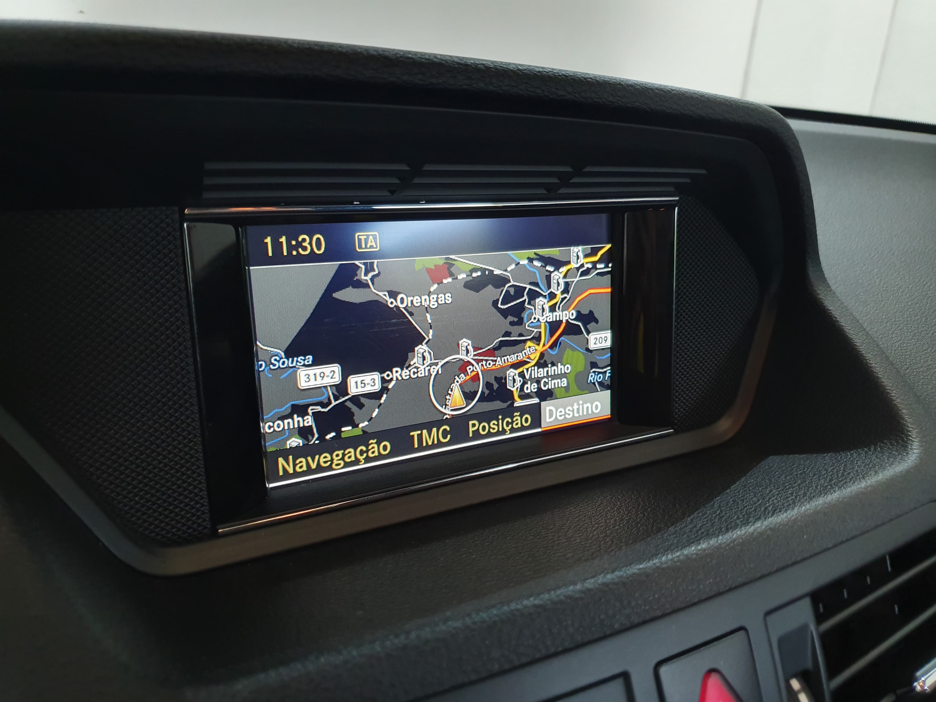 Mercedes-Benz E250 · Ano 2011 — imagem 32