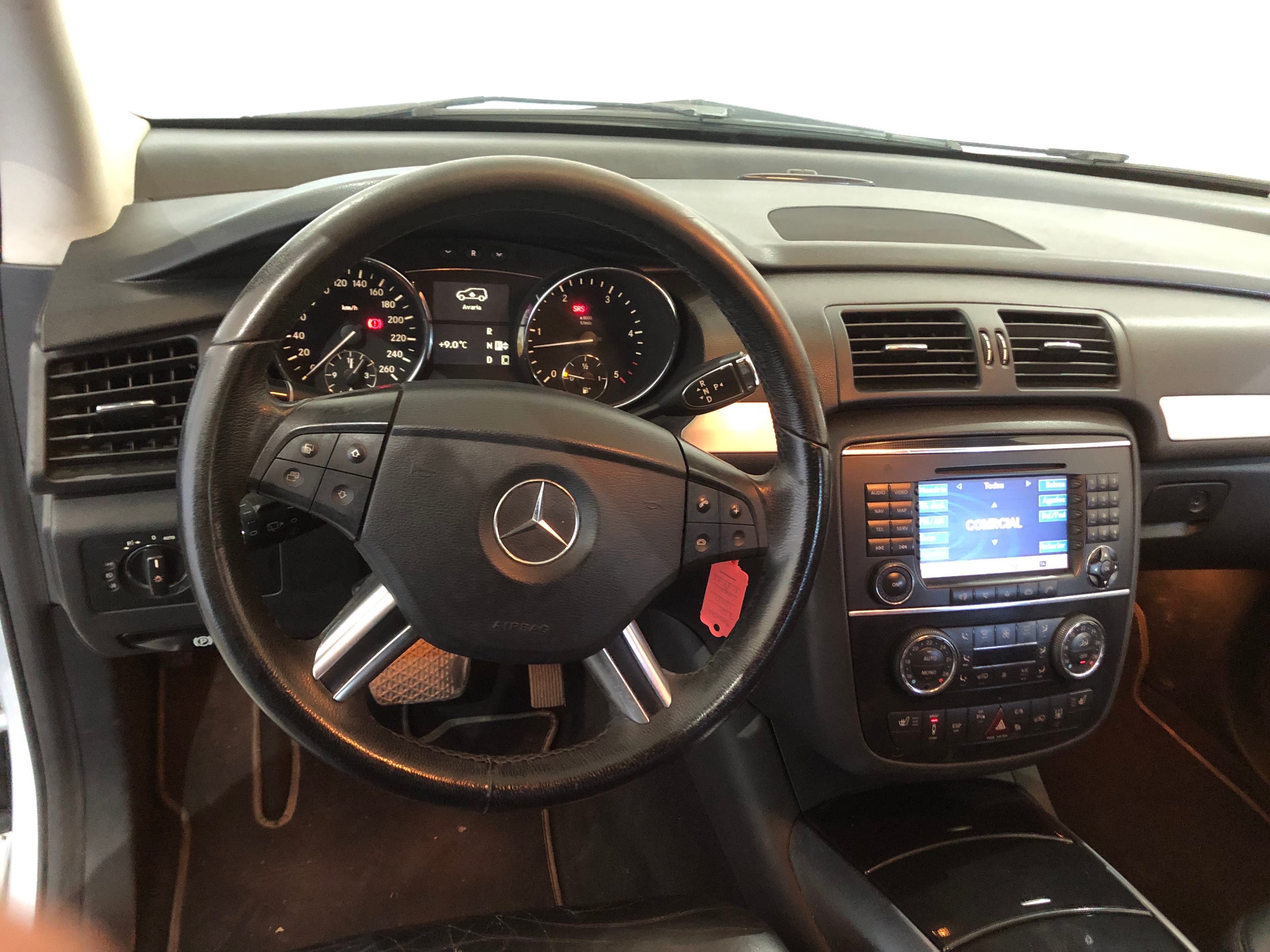 Mercedes-Benz R320 CDI 4-Matic · Ano 2008 — imagem 37
