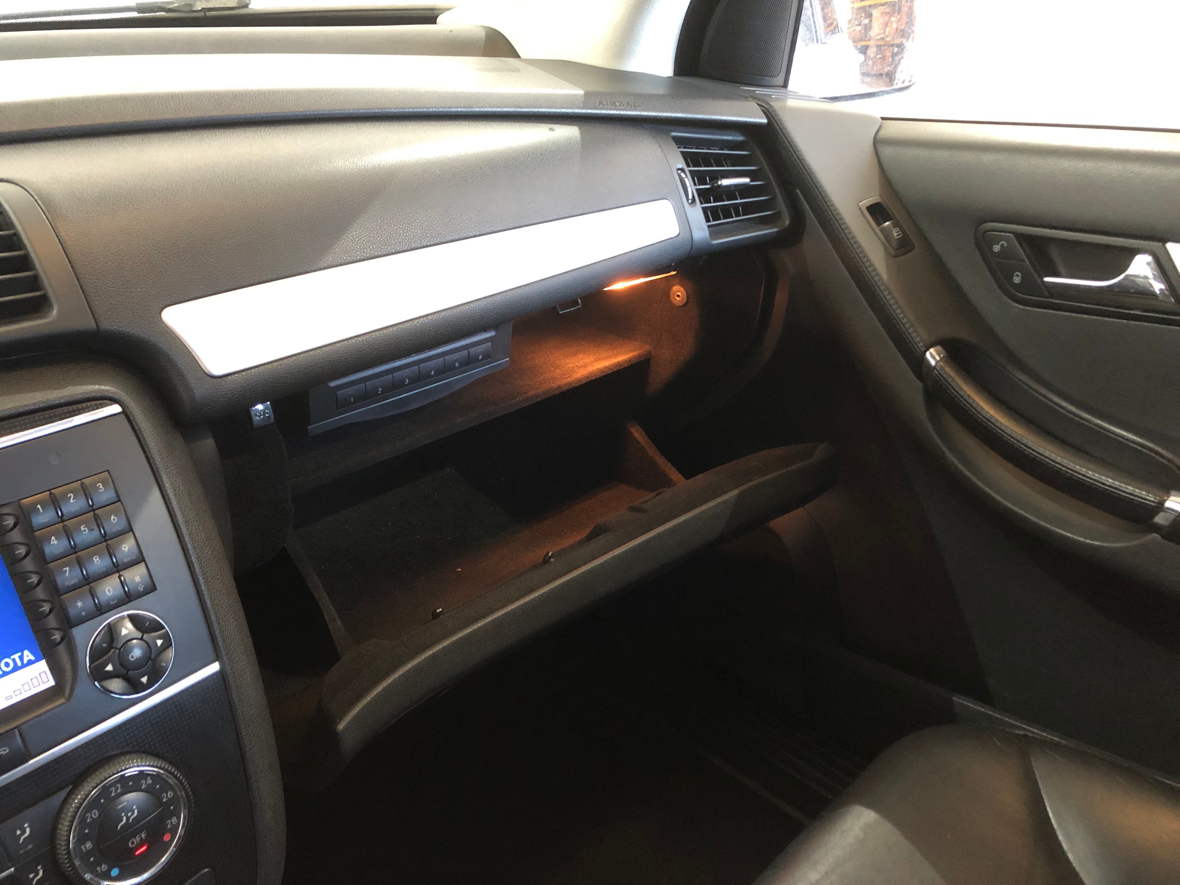 Mercedes-Benz R320 CDI 4-Matic · Ano 2008 — imagem 64