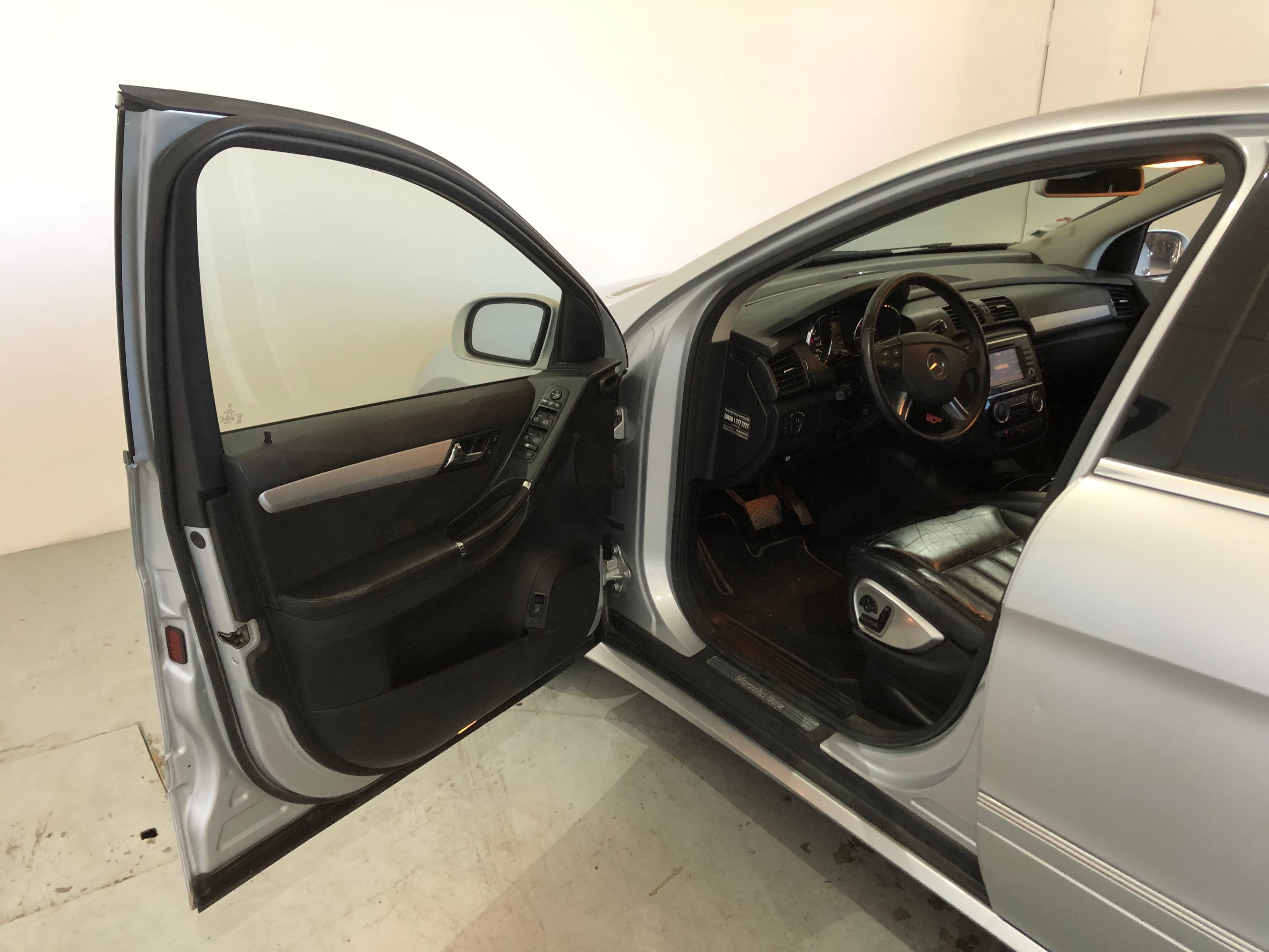 Mercedes-Benz R320 CDI 4-Matic · Ano 2008 — imagem 33