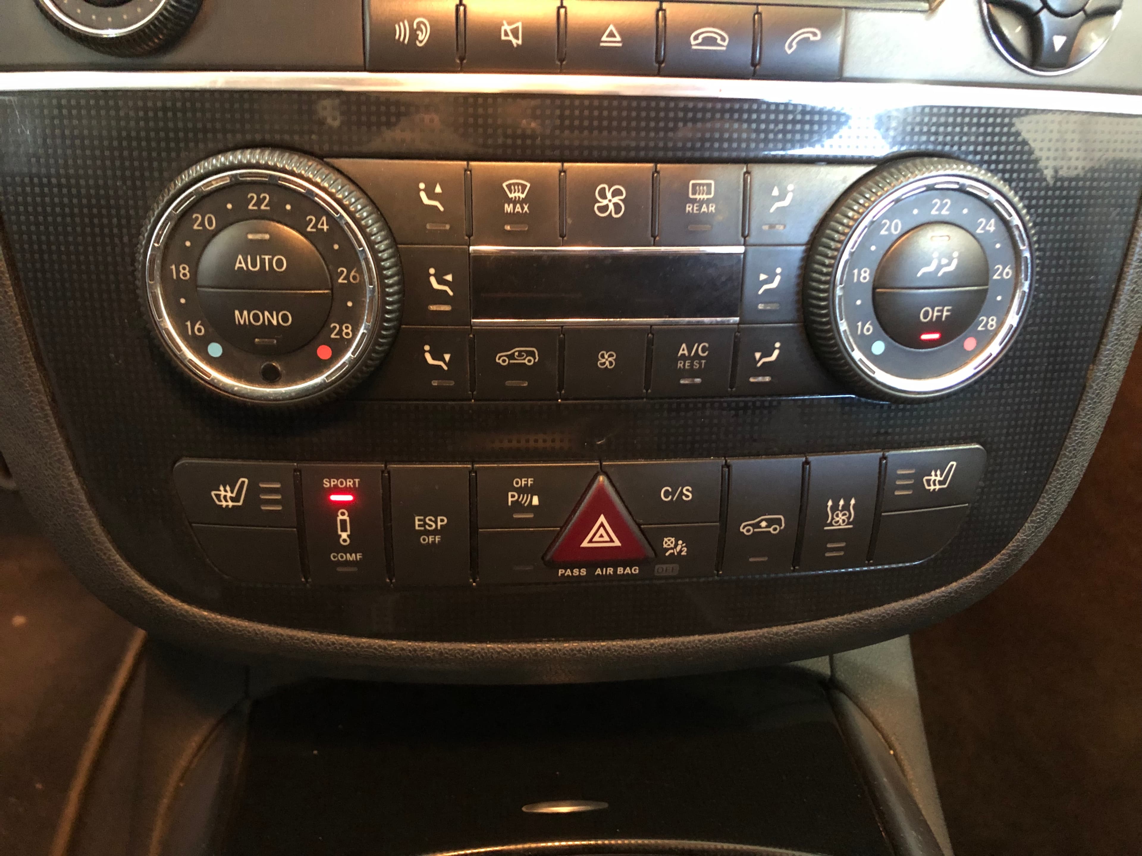 Mercedes-Benz R320 CDI 4-Matic · Ano 2008 — imagem 52
