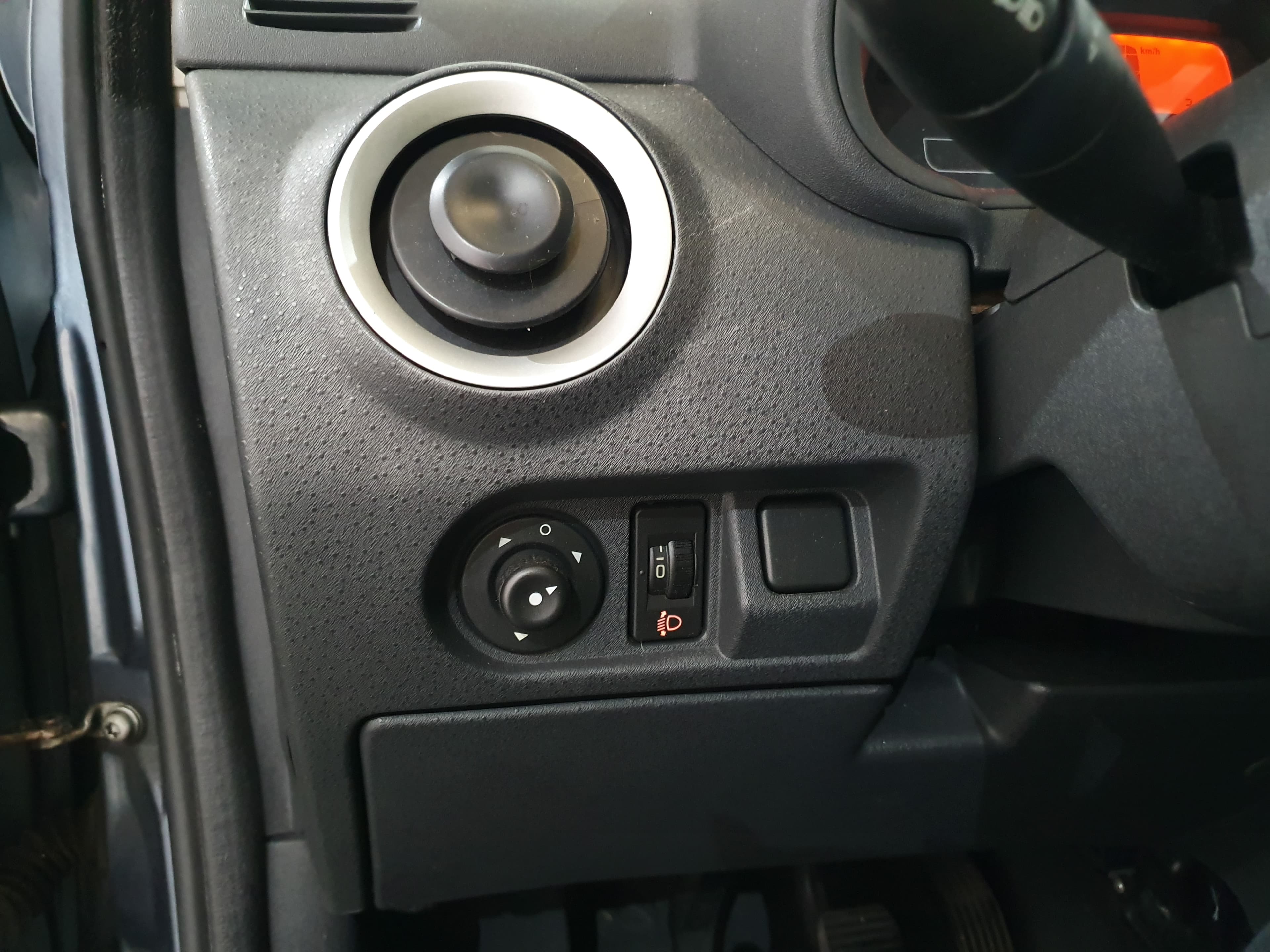 Citroën C3 · Ano 2007 — imagen 34