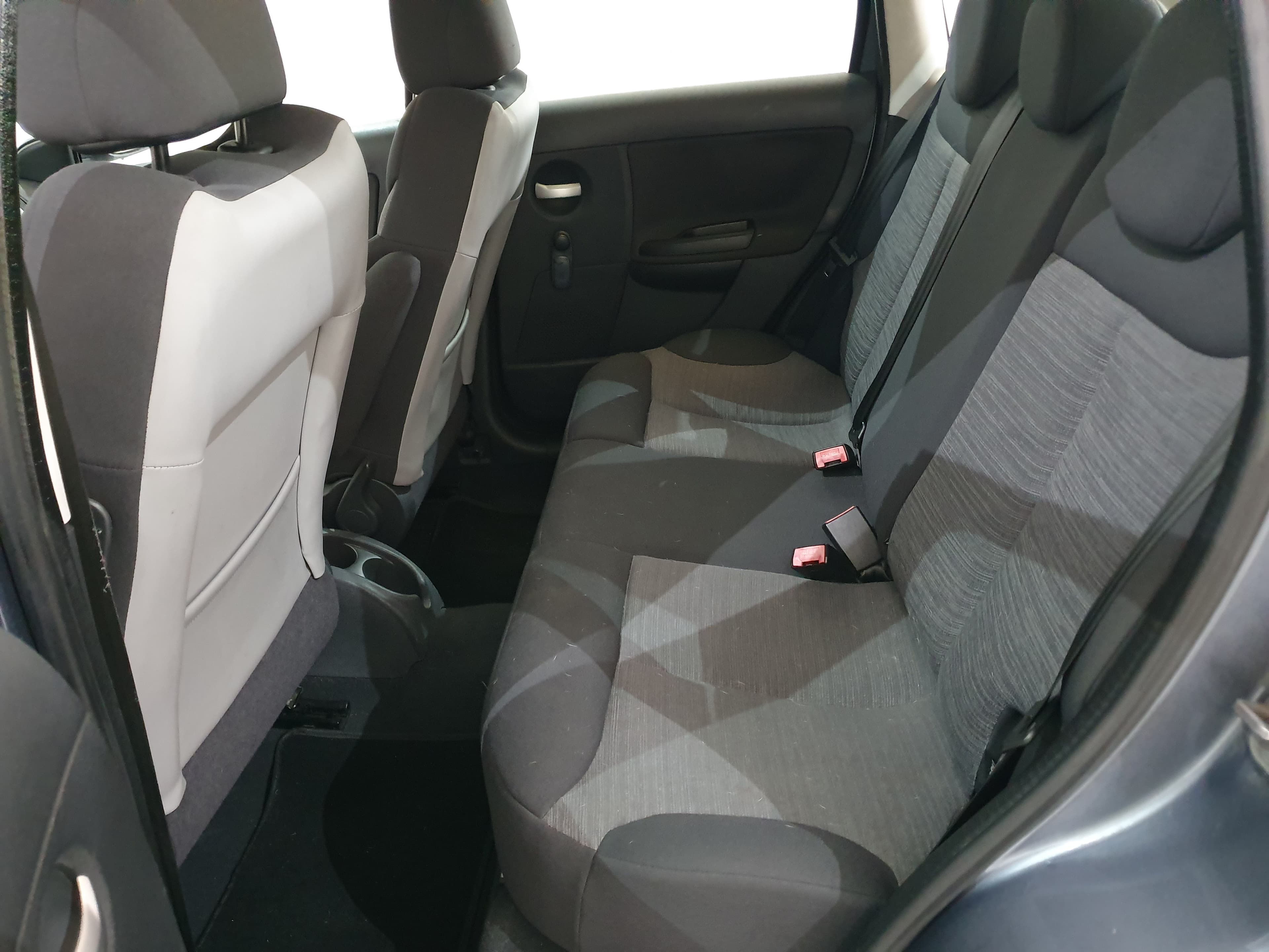 Citroën C3 · Ano 2007 — imagen 25