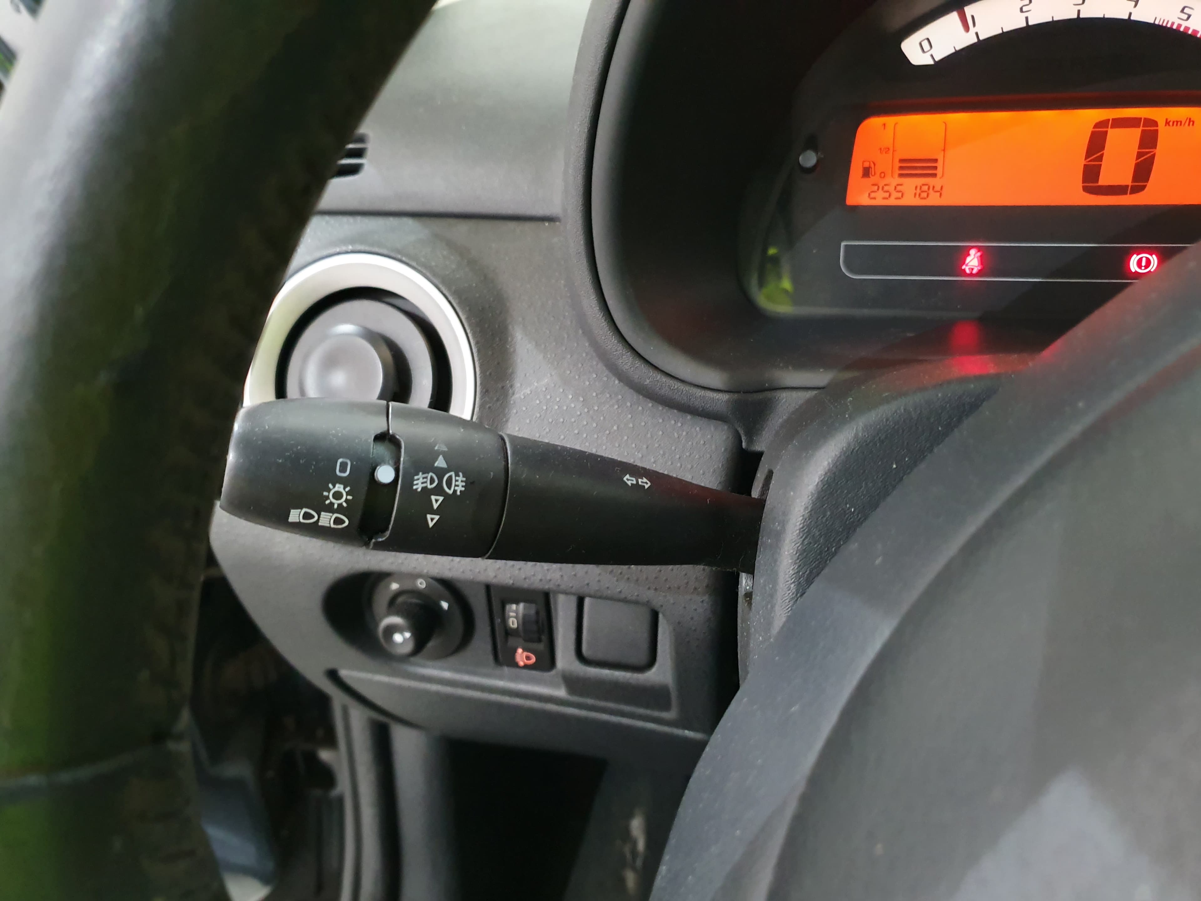 Citroën C3 · Ano 2007 — imagen 33