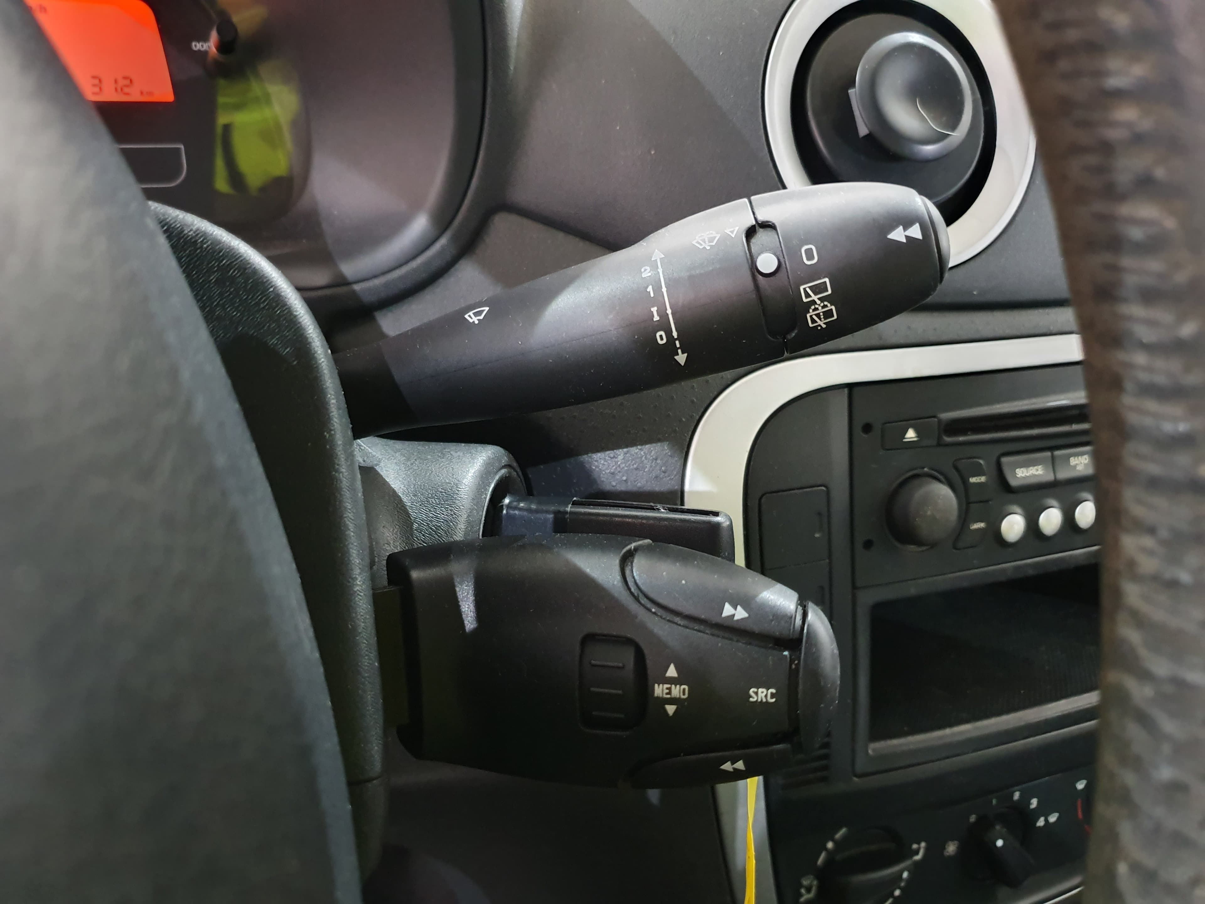 Citroën C3 · Ano 2007 — imagen 35