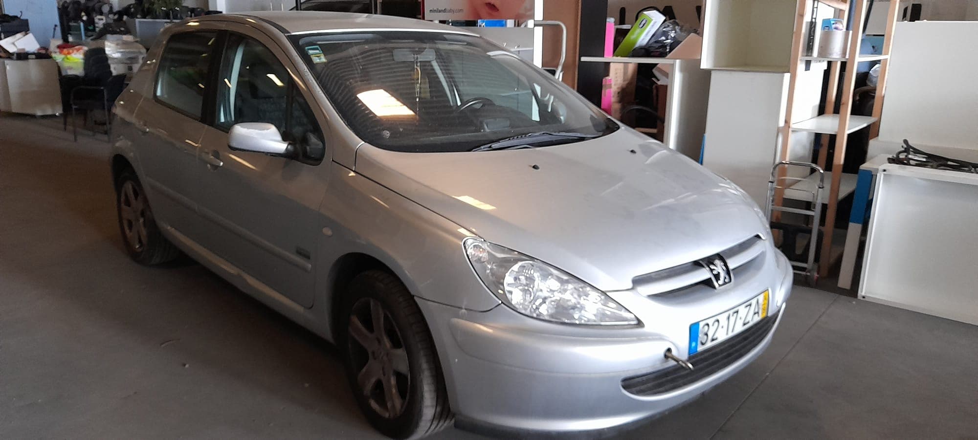 Peugeot 307 · Ano 2004 — image 6