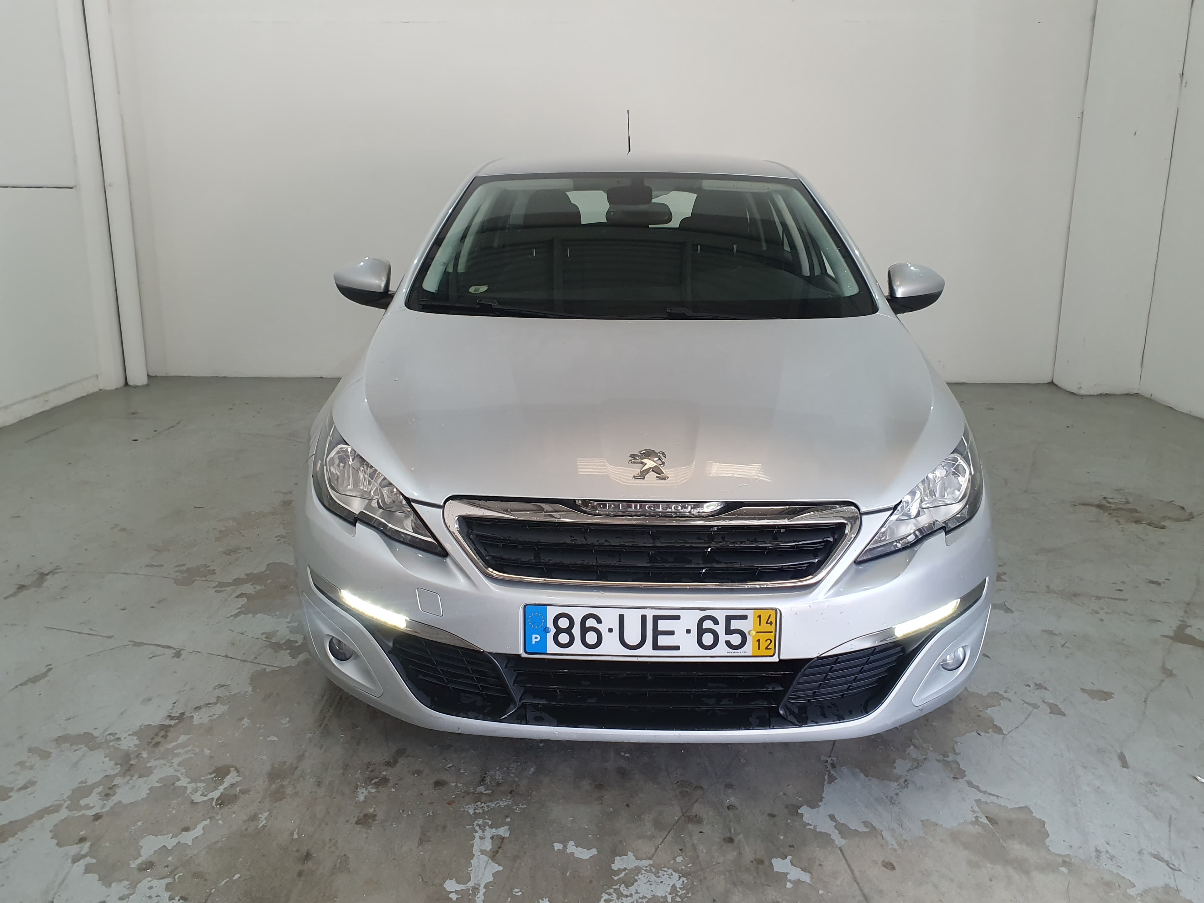 Peugeot 308 SW · Ano 2014 — imagem 2