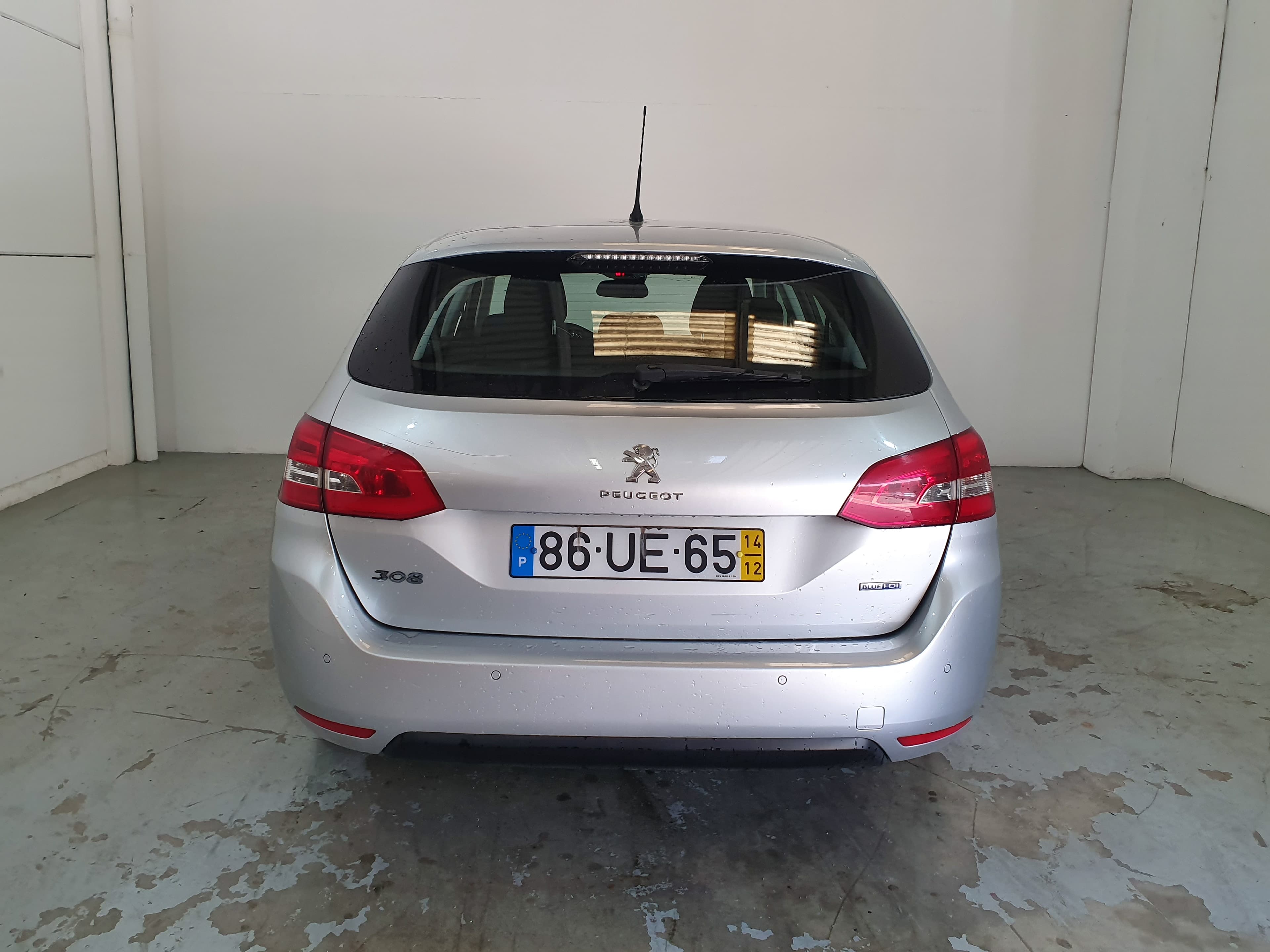 Peugeot 308 SW · Ano 2014 — imagem 5