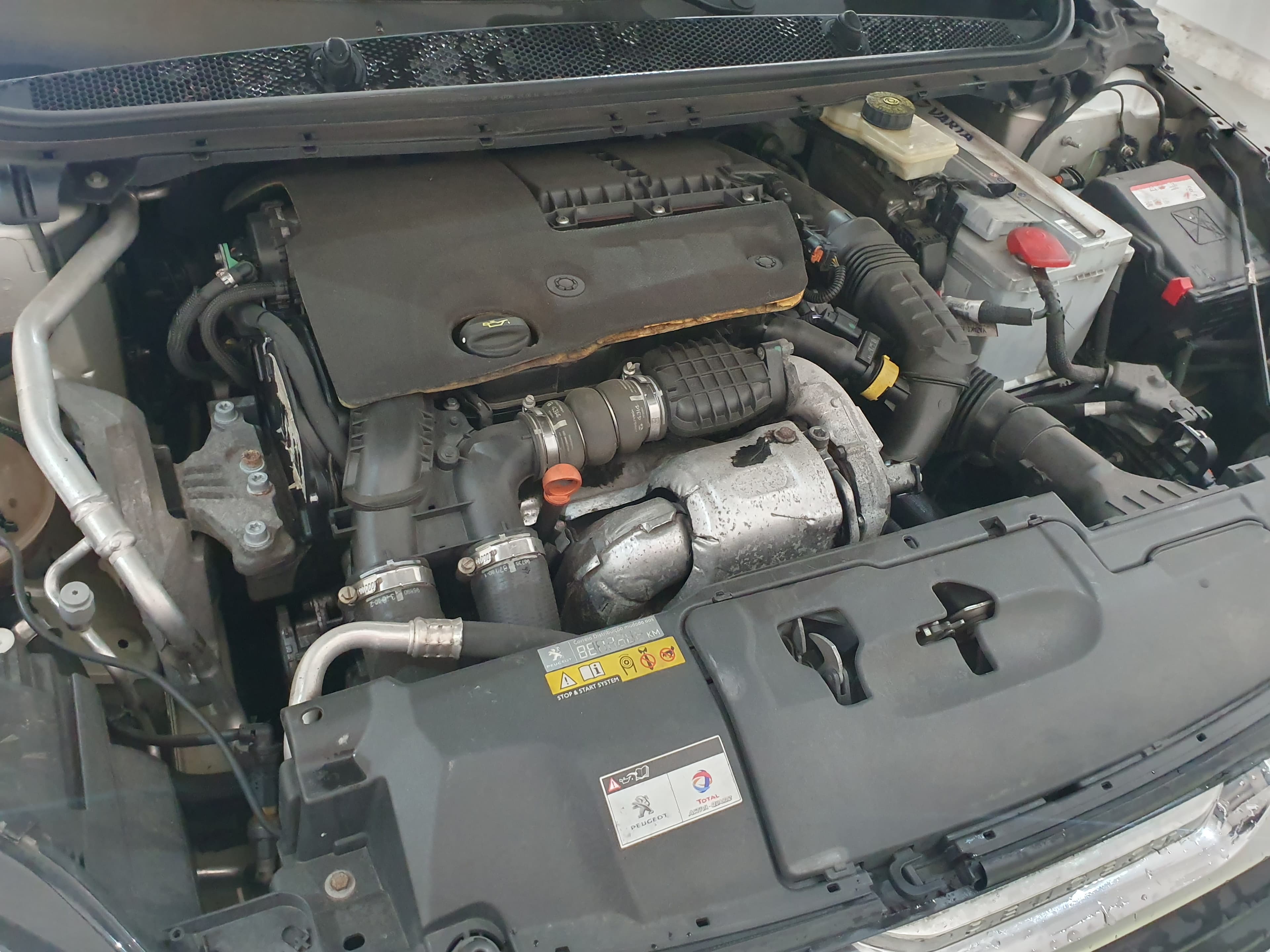Peugeot 308 SW · Ano 2014 — imagem 11