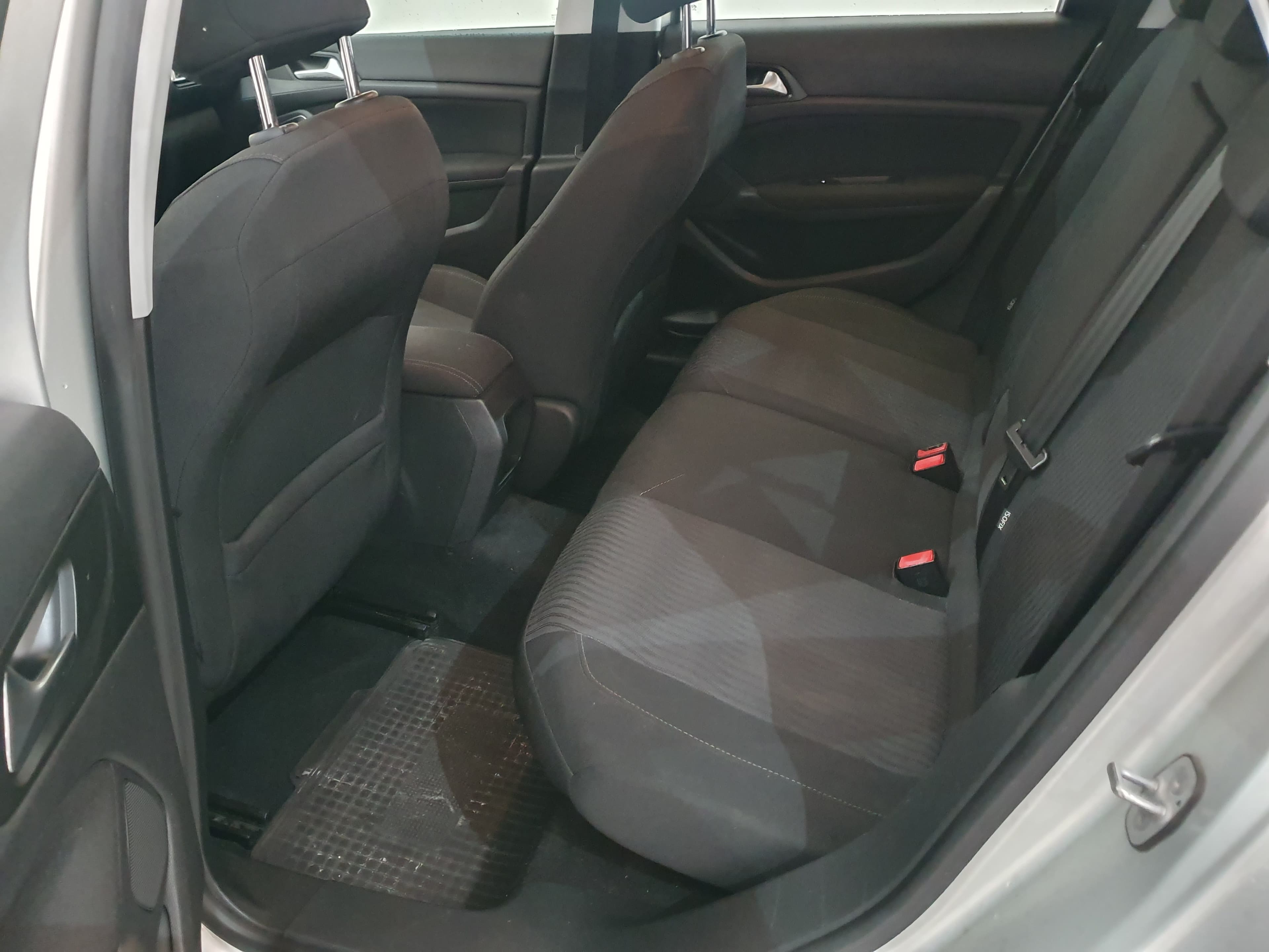 Peugeot 308 SW · Ano 2014 — imagem 28