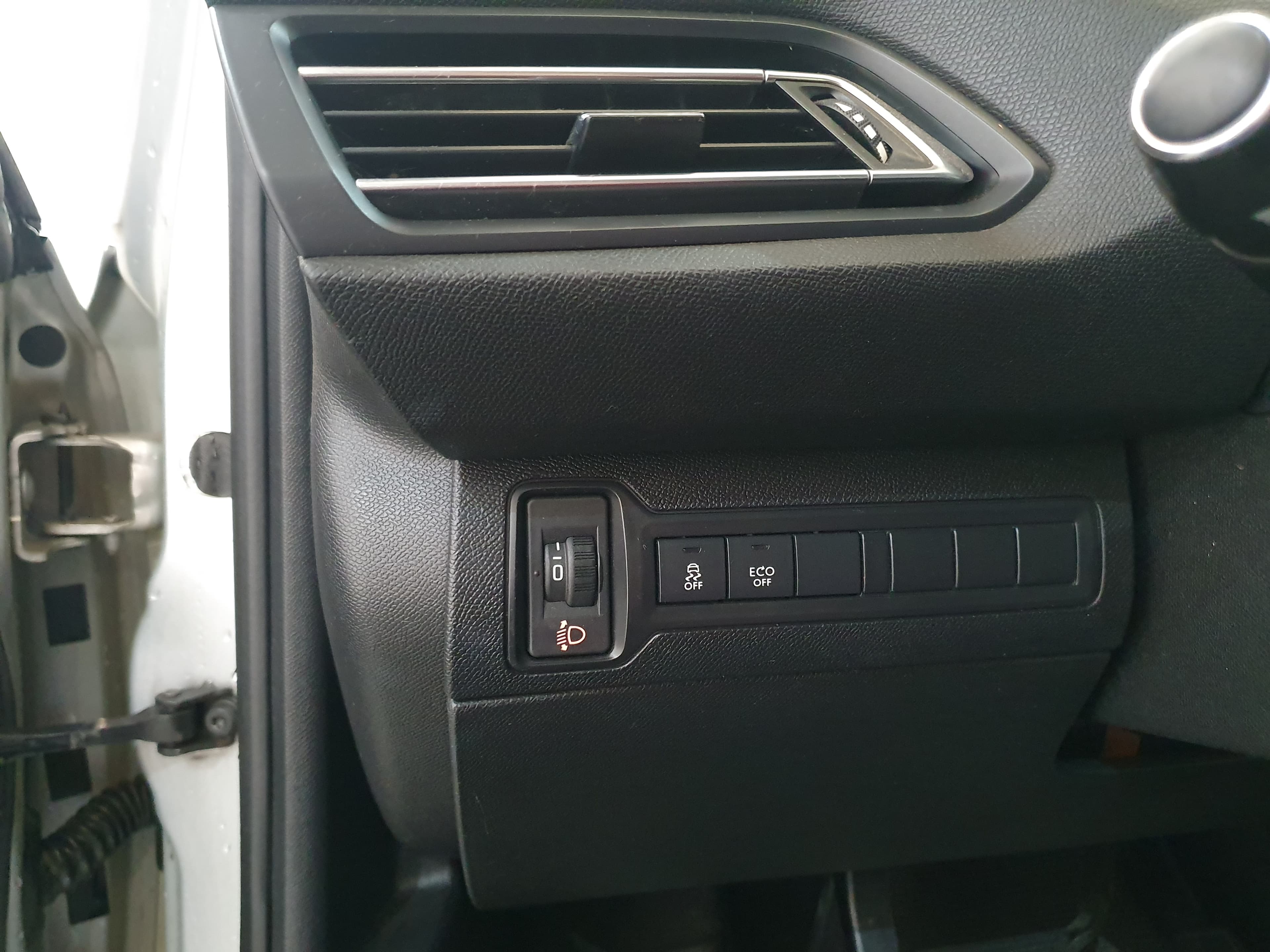 Peugeot 308 SW · Ano 2014 — imagem 40