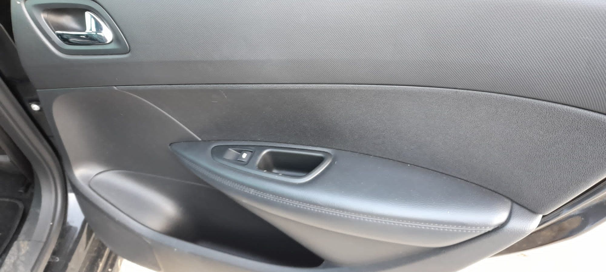 Peugeot 308 1.6 HDI · Ano 2013 — imagem 36