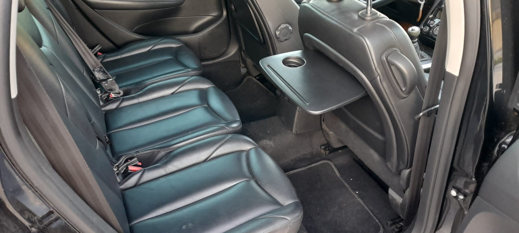 Peugeot 308 1.6 HDI · Ano 2013 — imagem 28