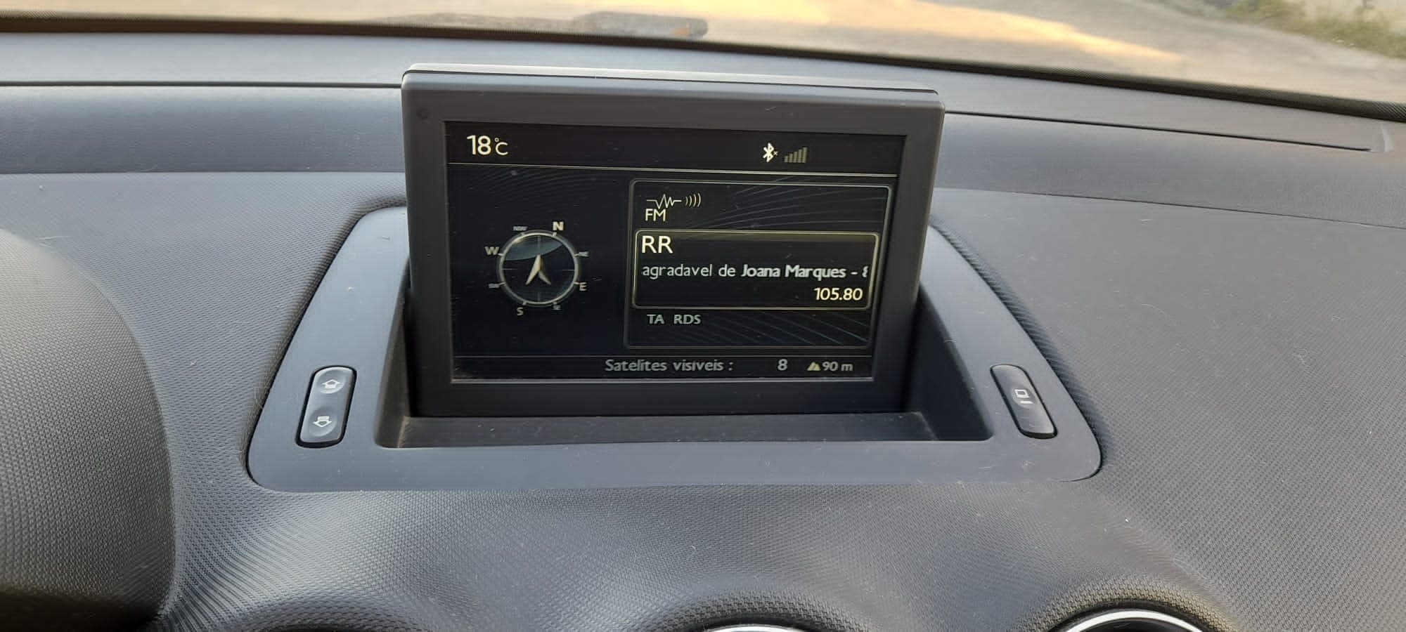 Peugeot 308 1.6 HDI · Ano 2013 — imagem 32