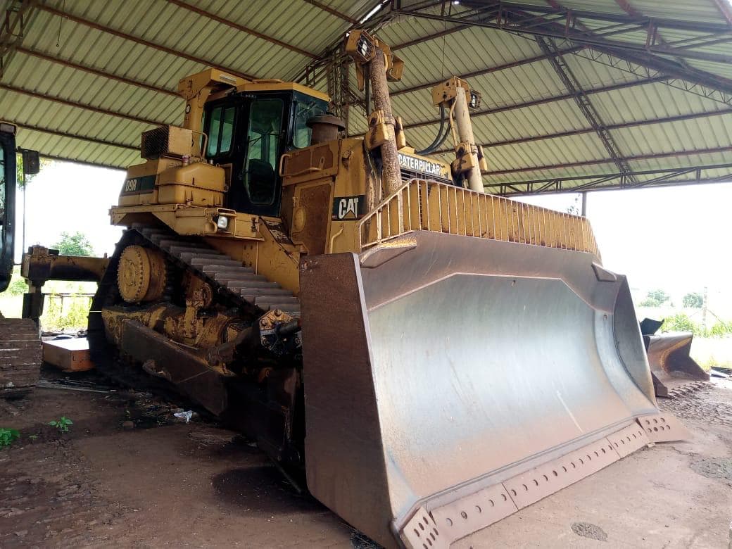 Bulldozer Caterpillar — imagem 3