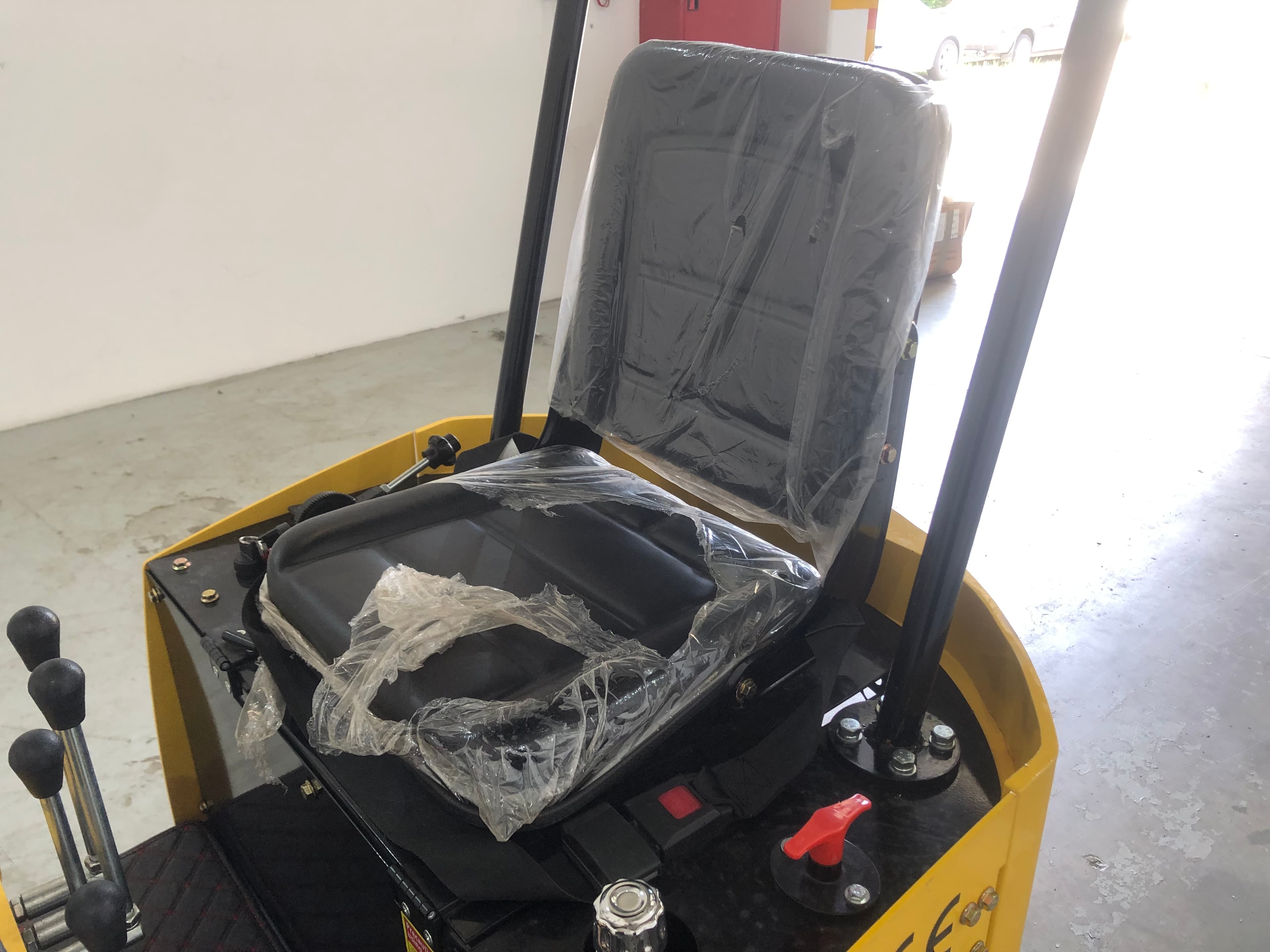Mini Giratória JPC HT12 — image 17