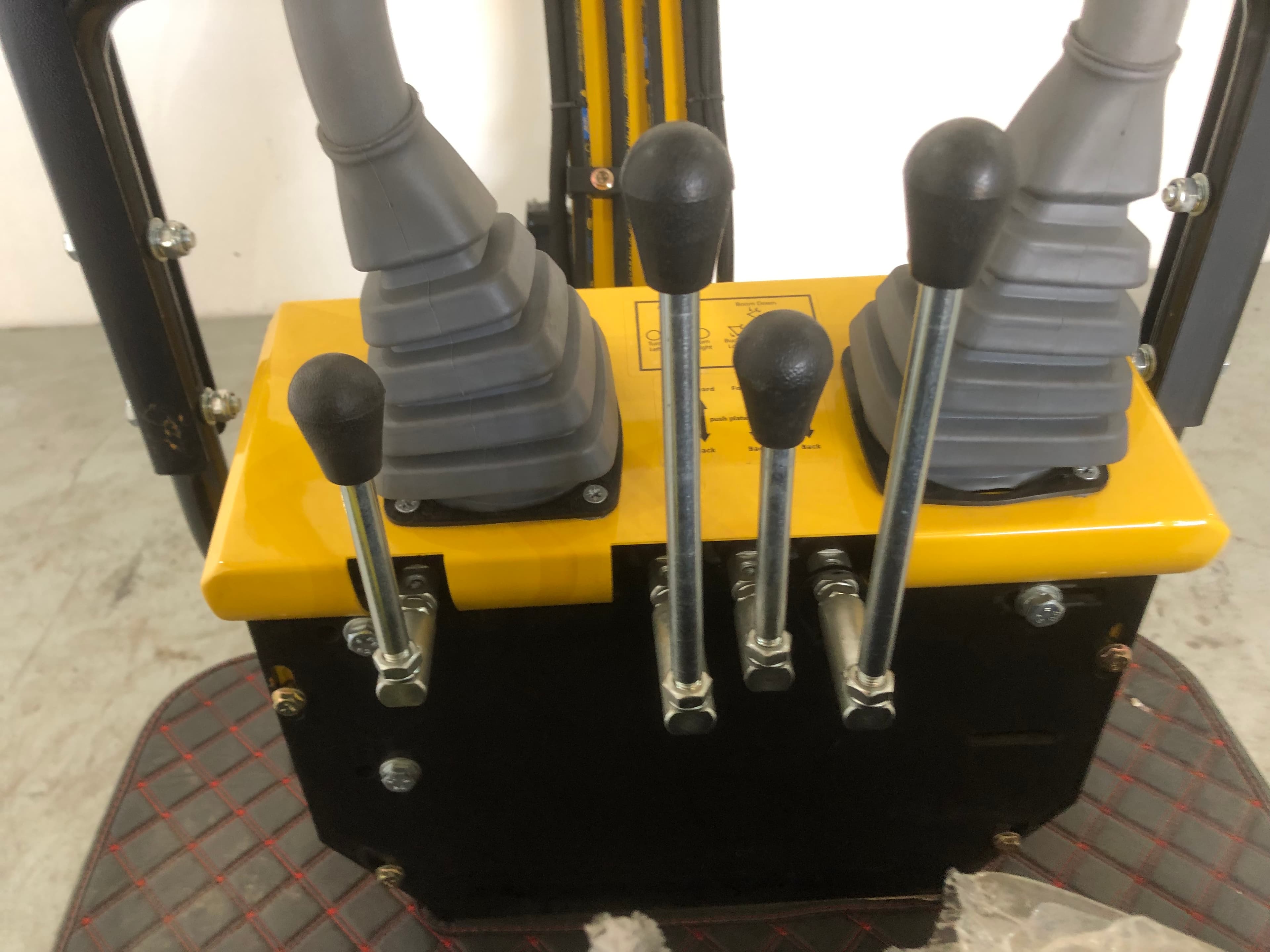 Mini Giratória JPC HT12 — image 19