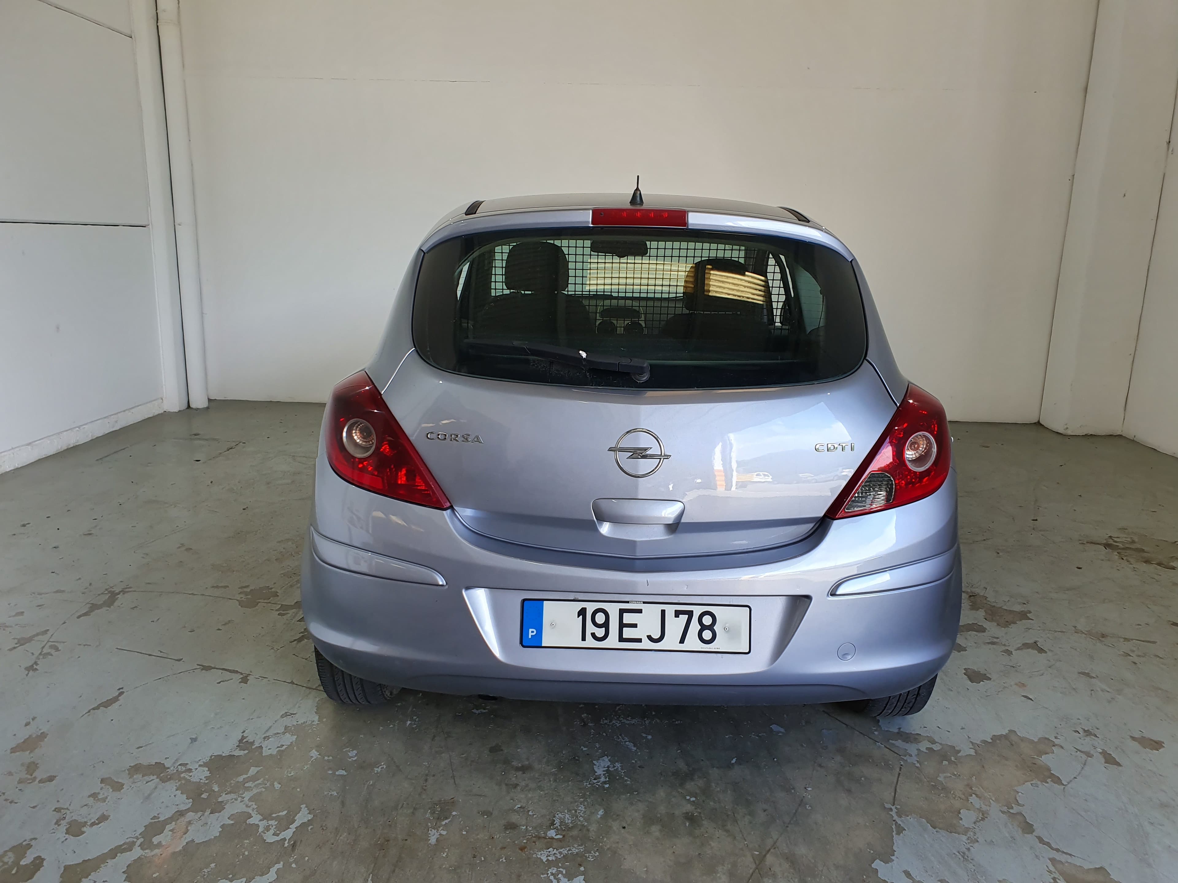 Opel Corsa 1.3 CDTI · Ano 2007 — imagen 5